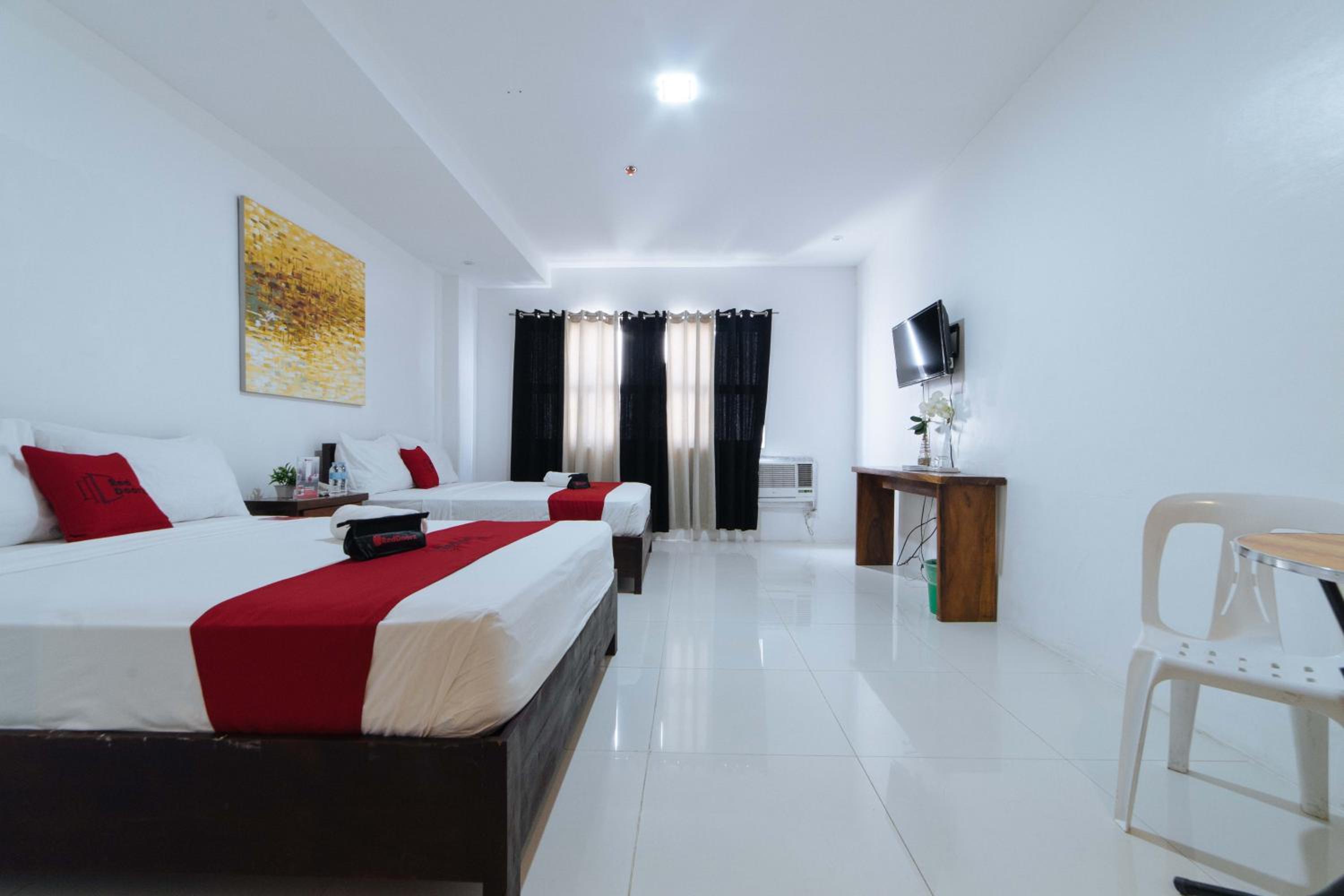 Deluxe Triple Room - Photo 5