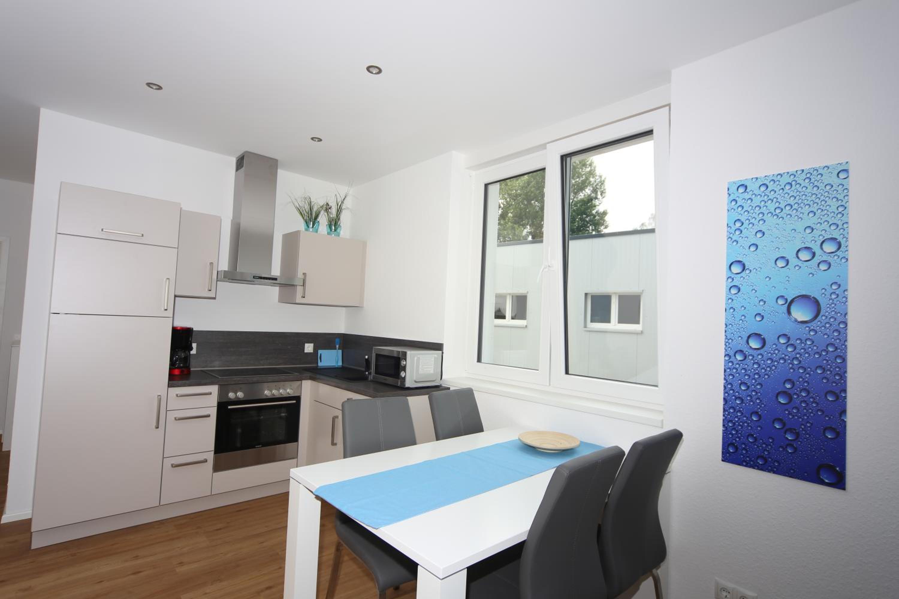Apartment with Terrace photo 3
