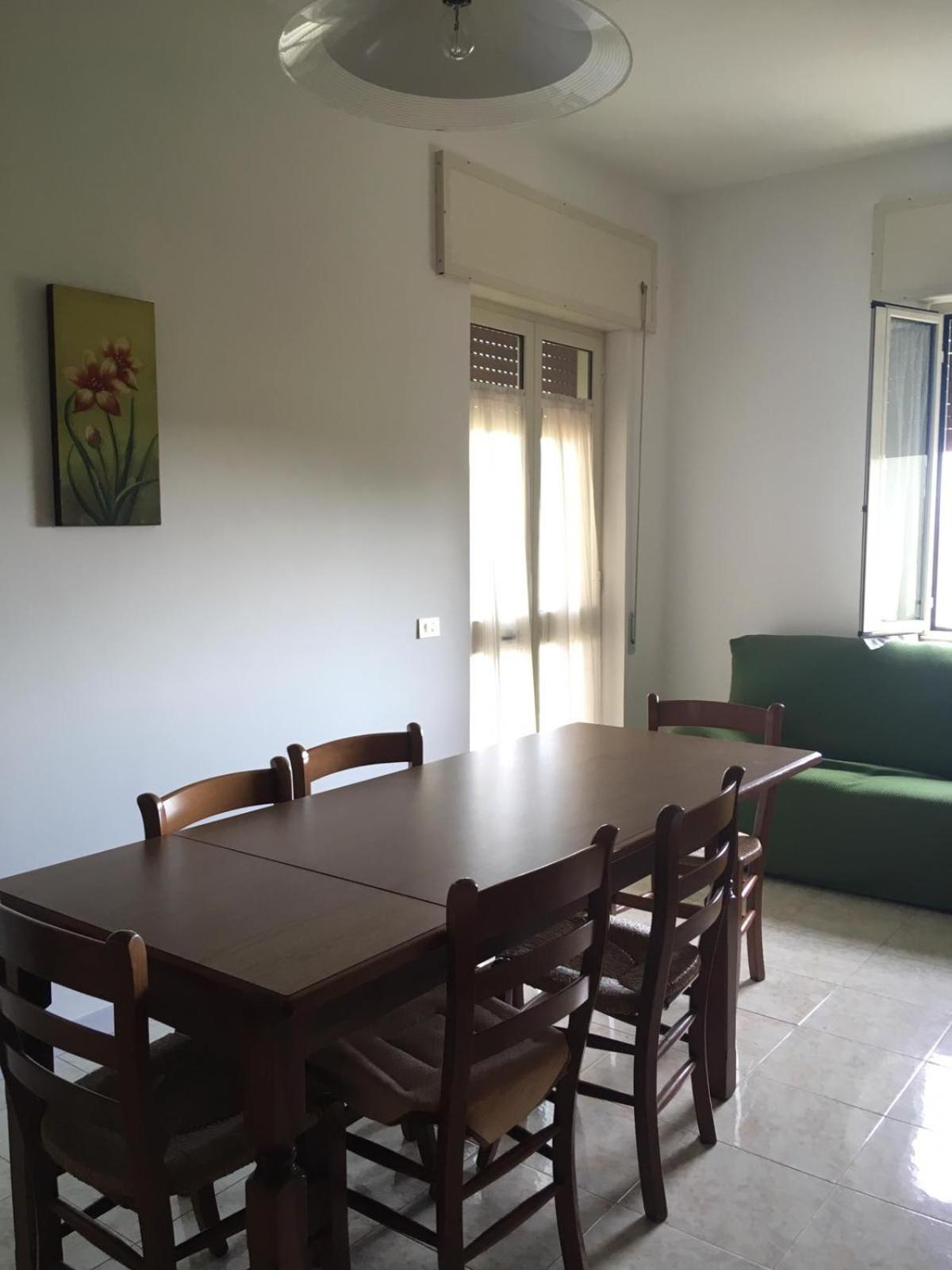 Apartment - Photo 4