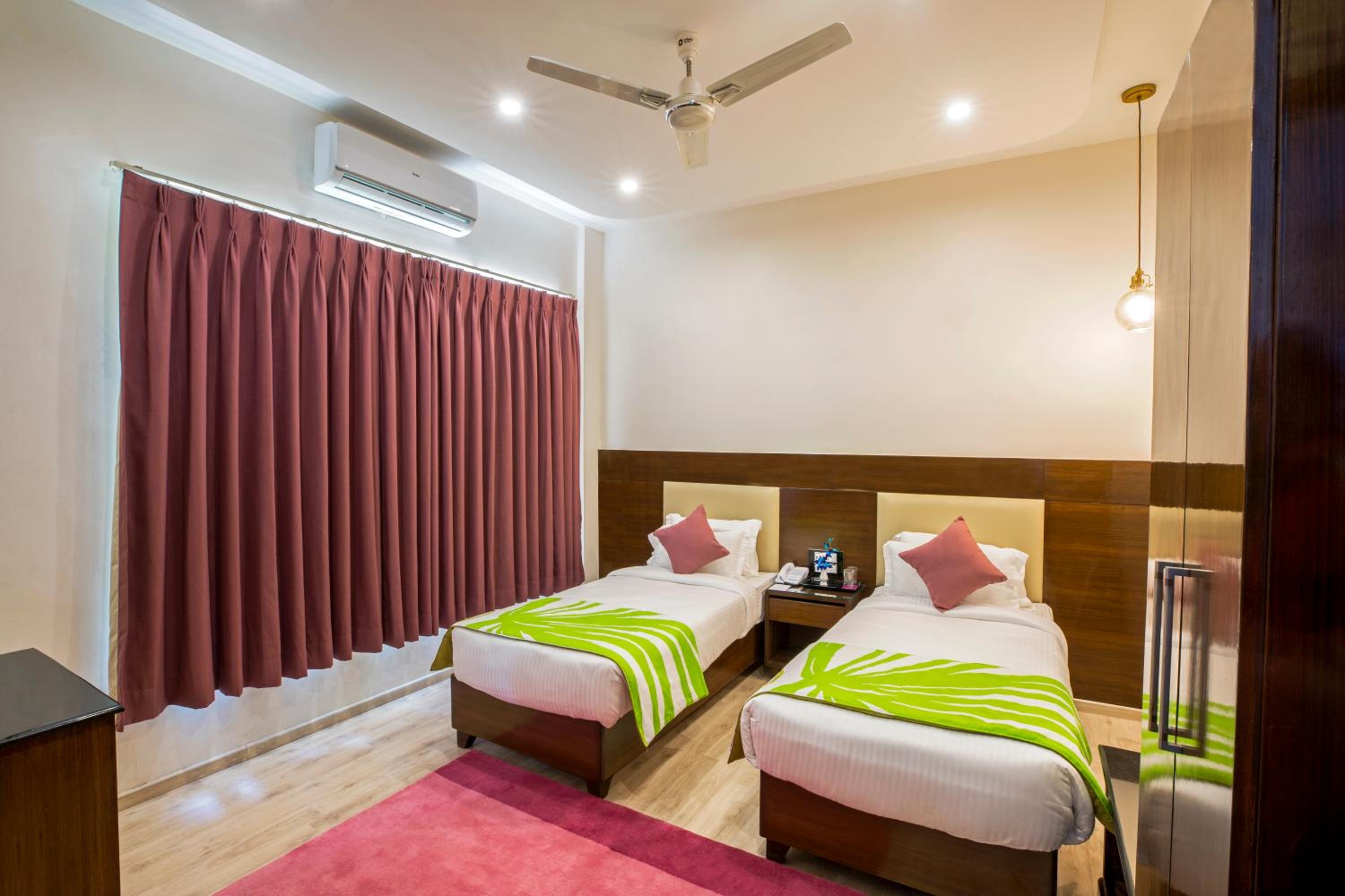 Deluxe Twin Room - Photo 2