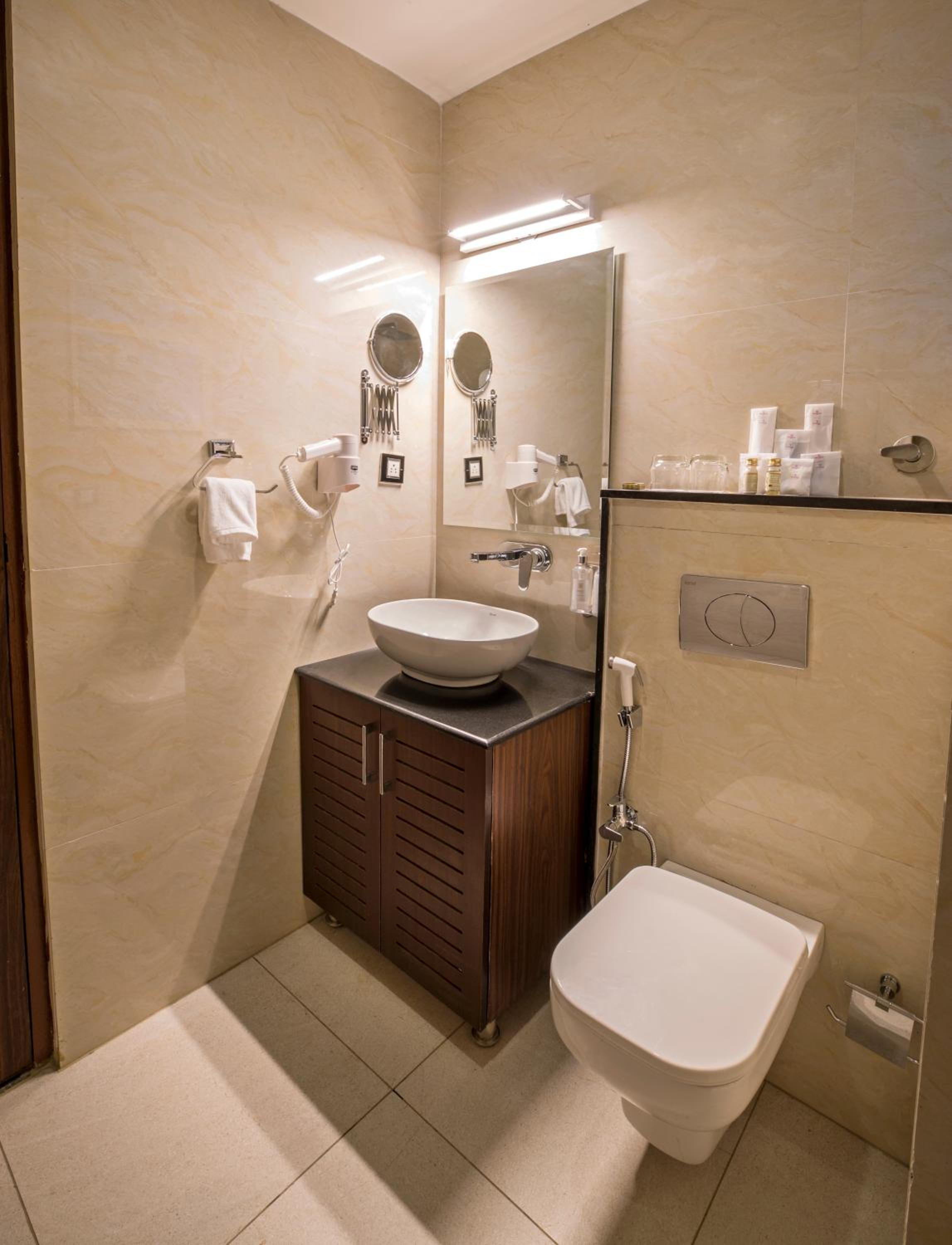 Deluxe Twin Room - Photo 3