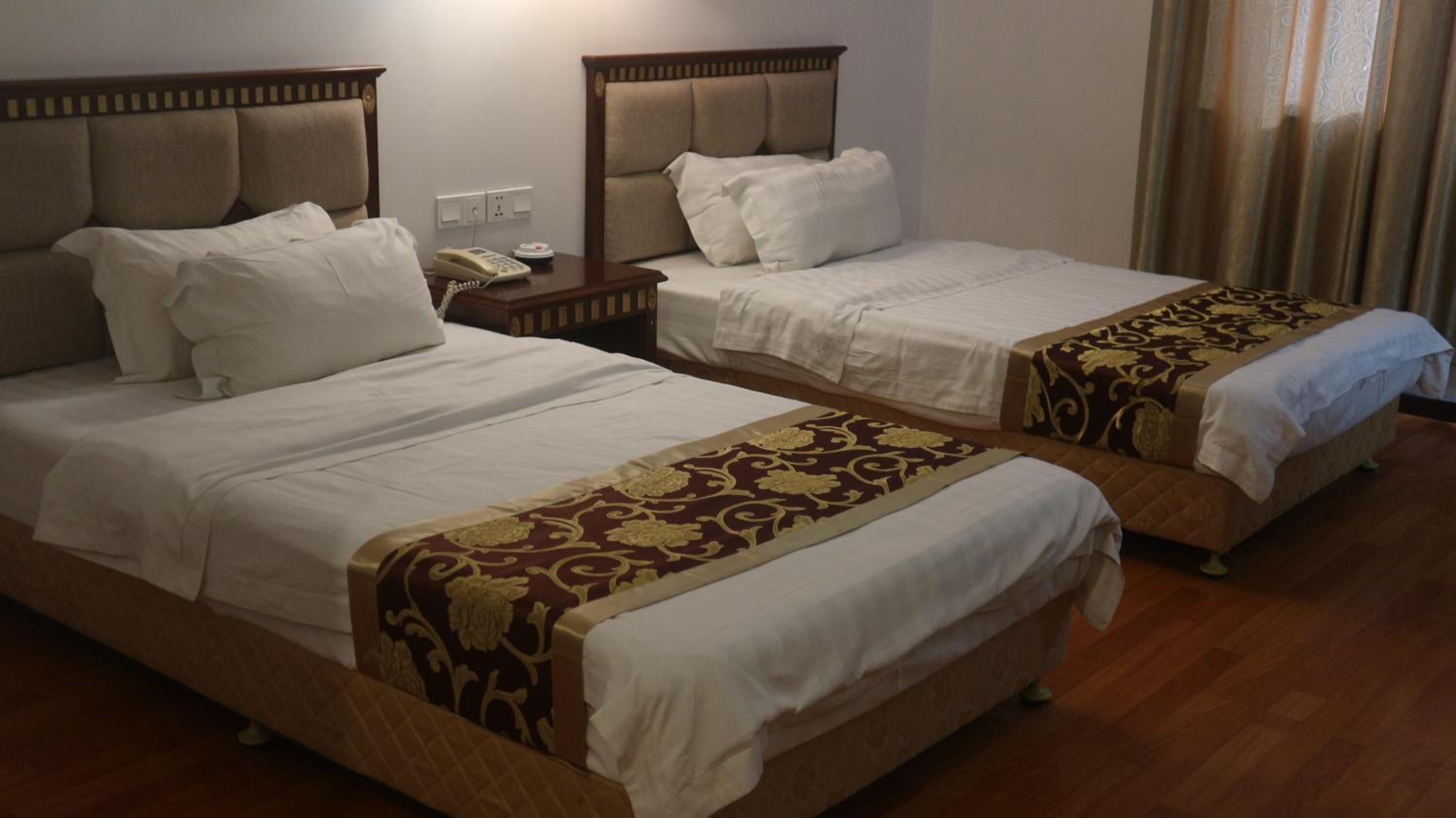 Standard Twin Room photo 2
