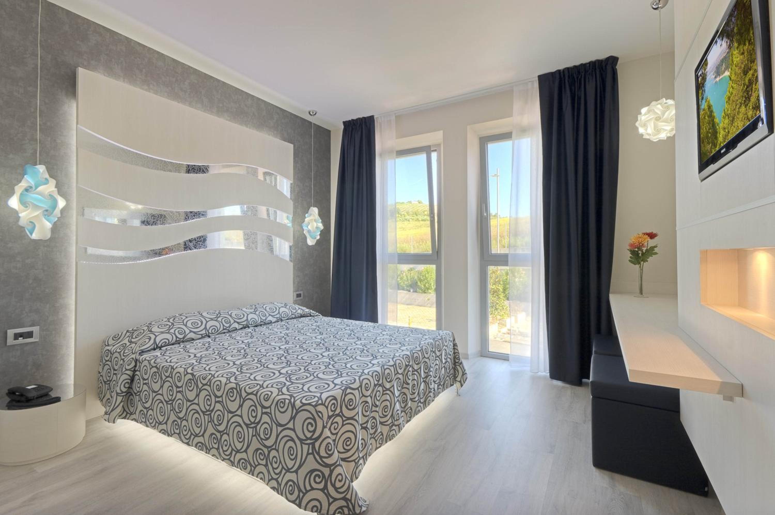 Double or Twin Room photo 1