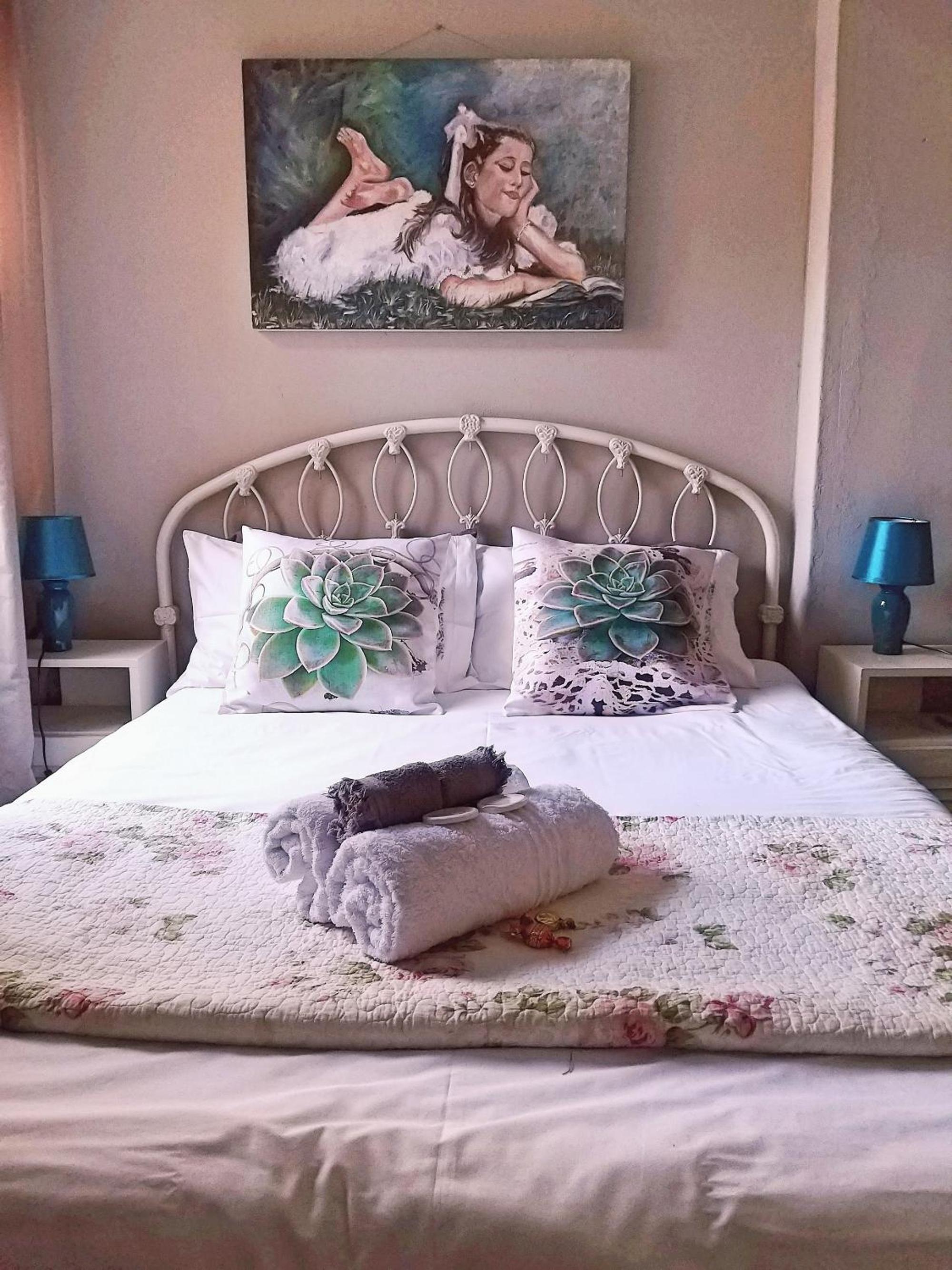 Deluxe Double Room with Shower photo 2