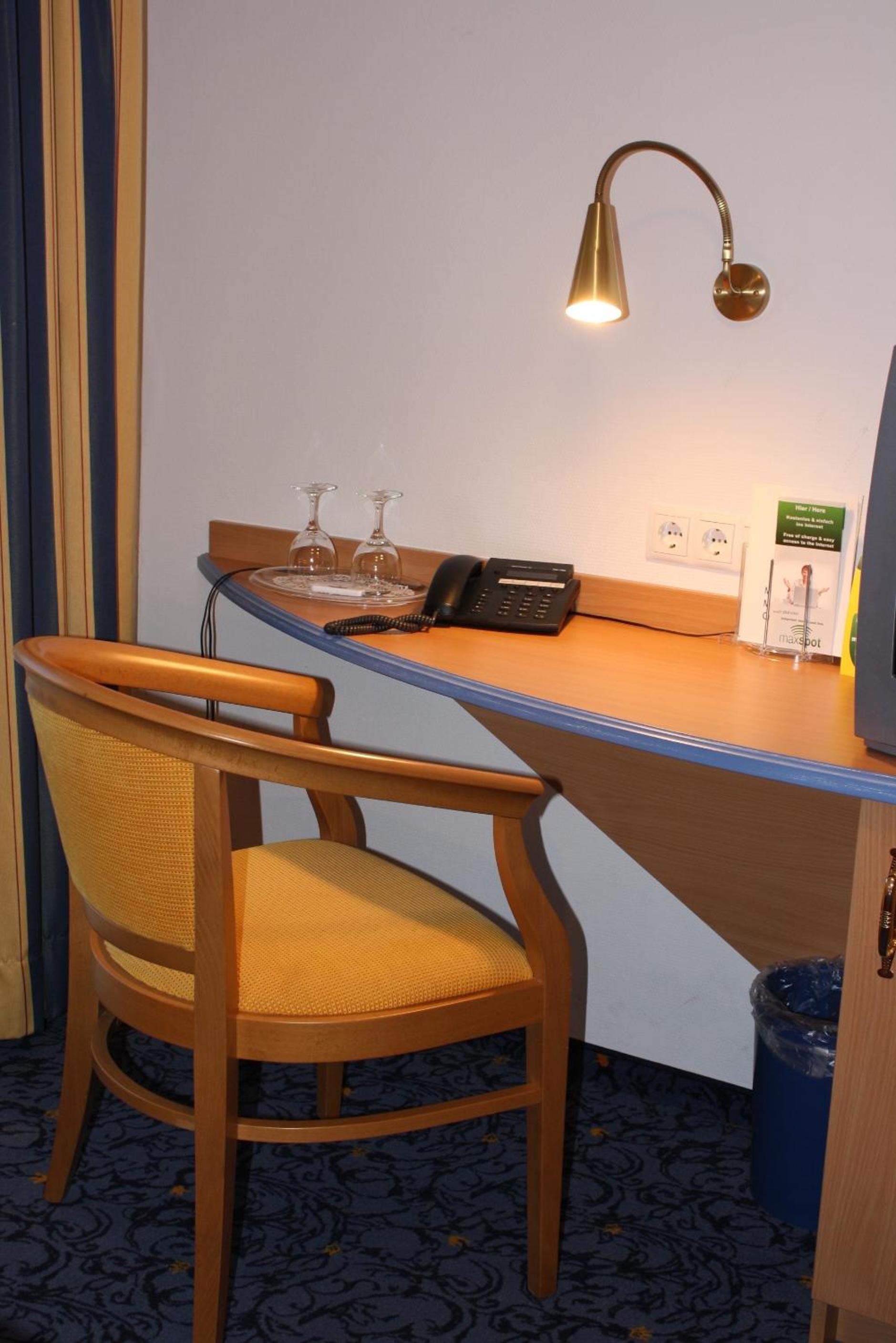Double Room - Photo 5