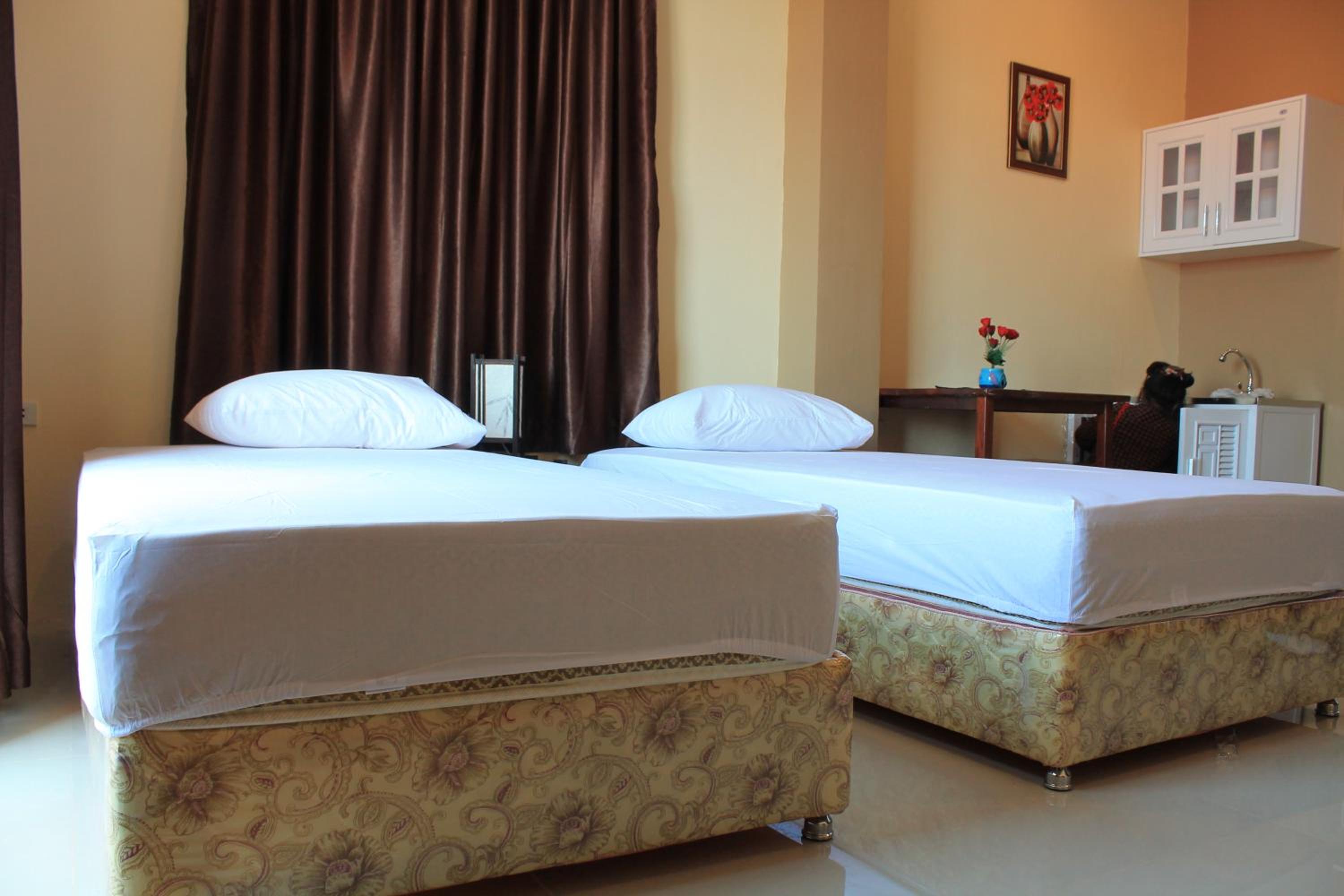 Standard Twin Room photo 3