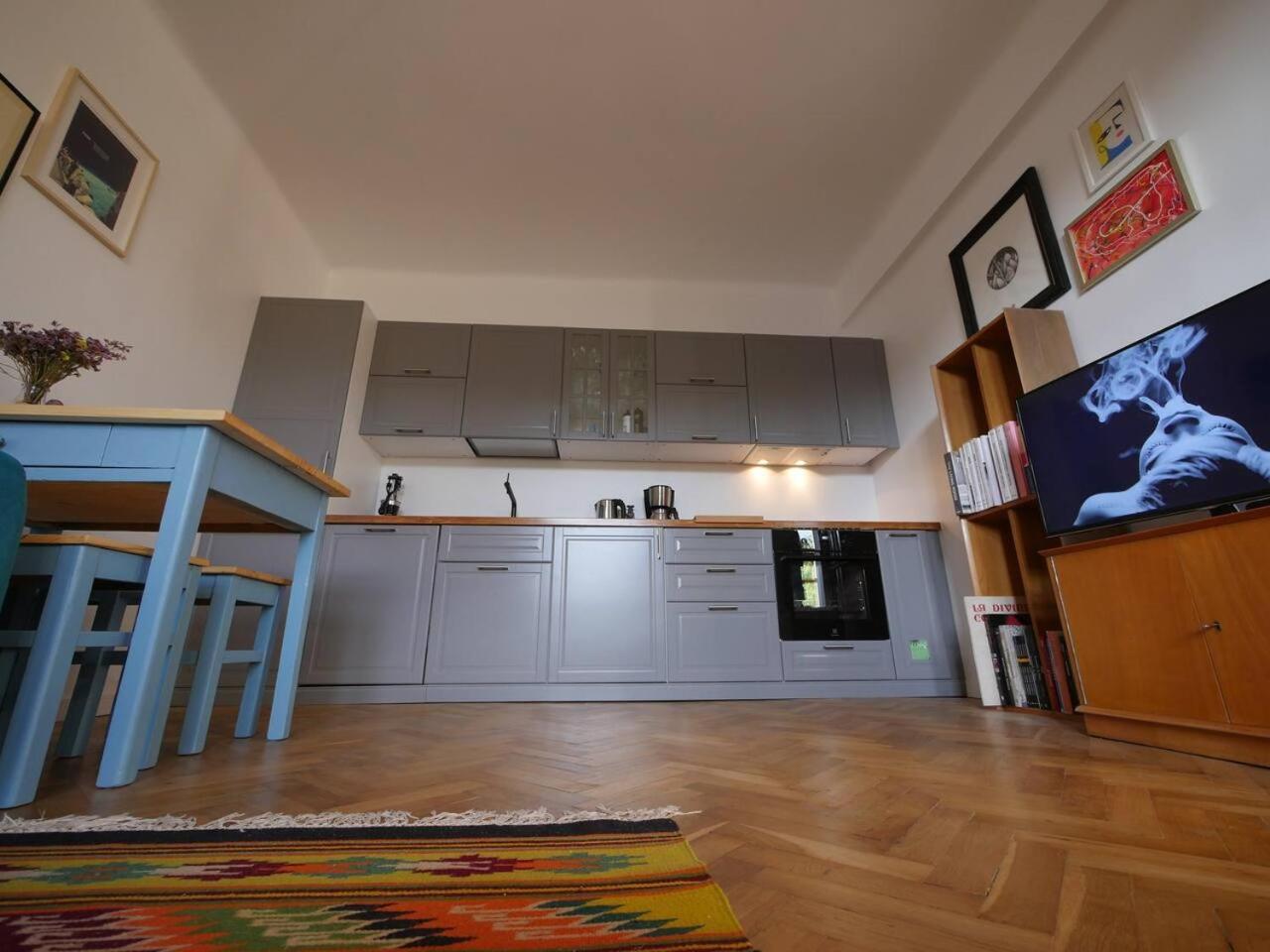 Standard Apartment - Photo 3