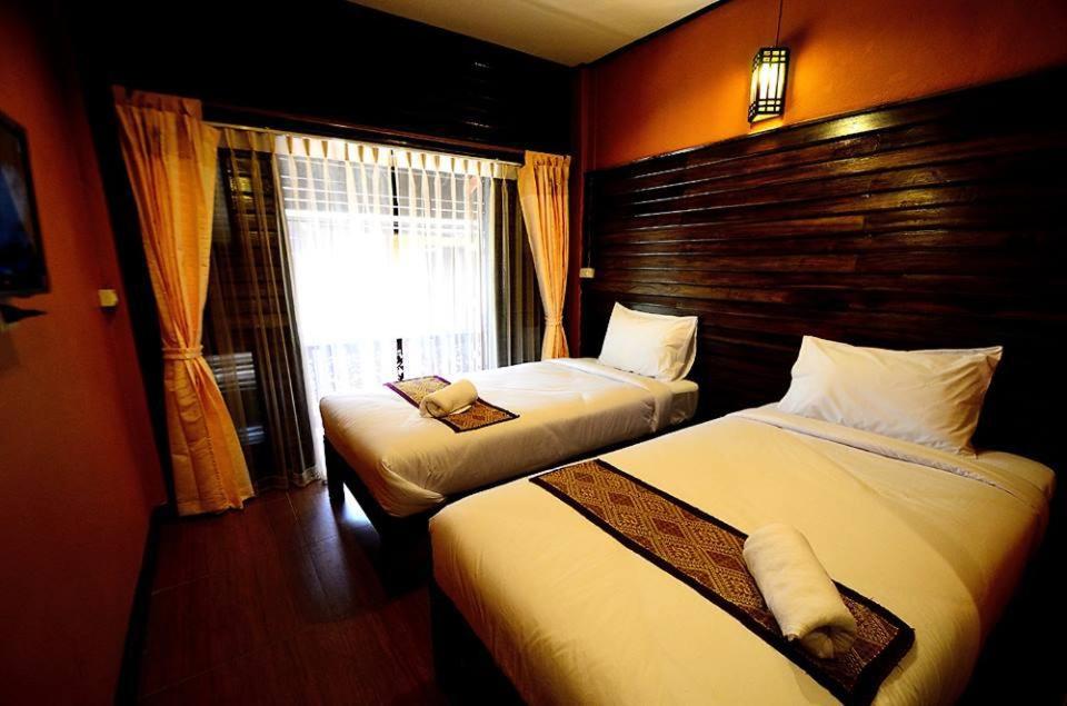 Standard Twin Room with Air Conditioning