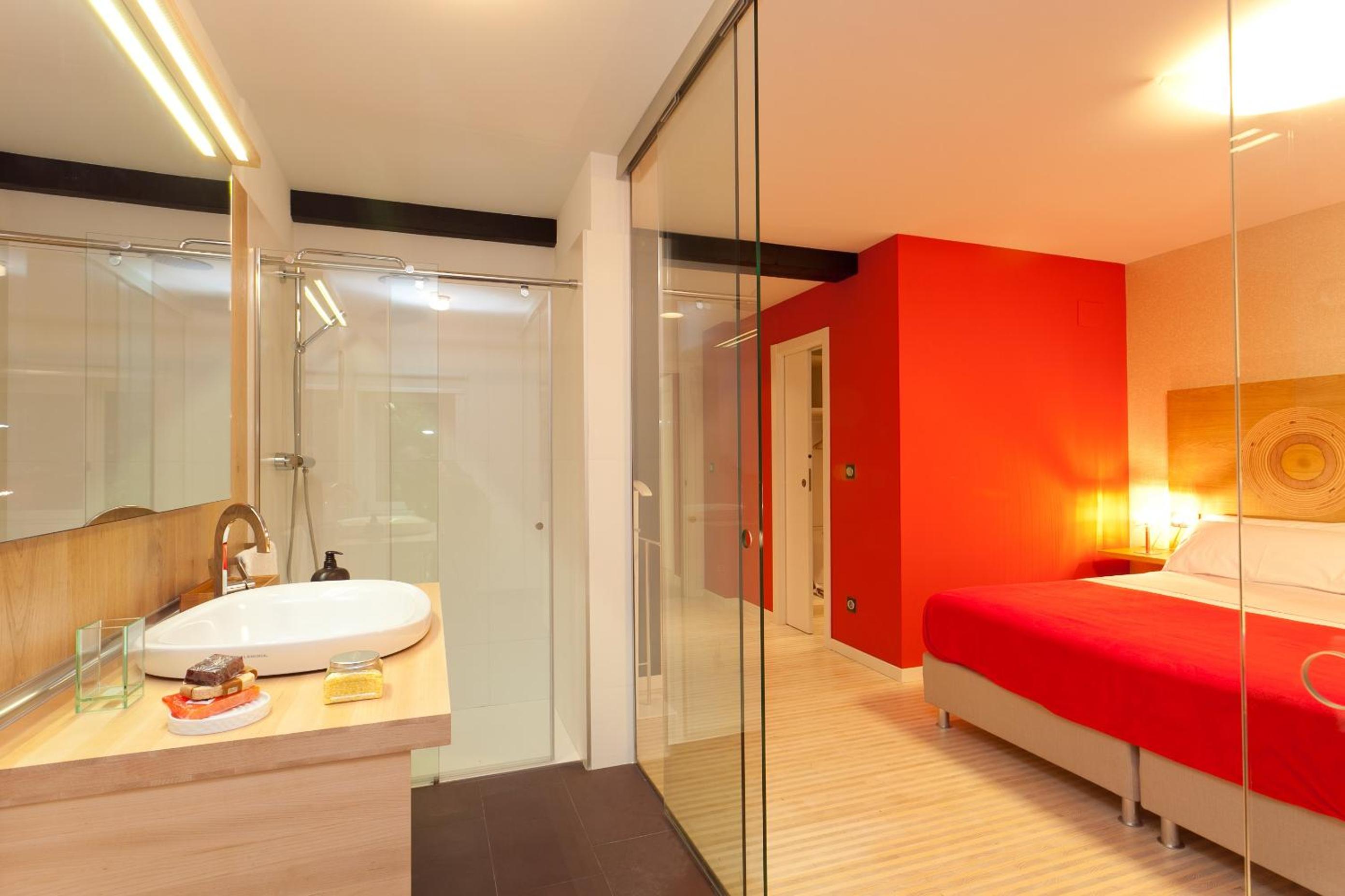 Two-Bedroom House photo 2