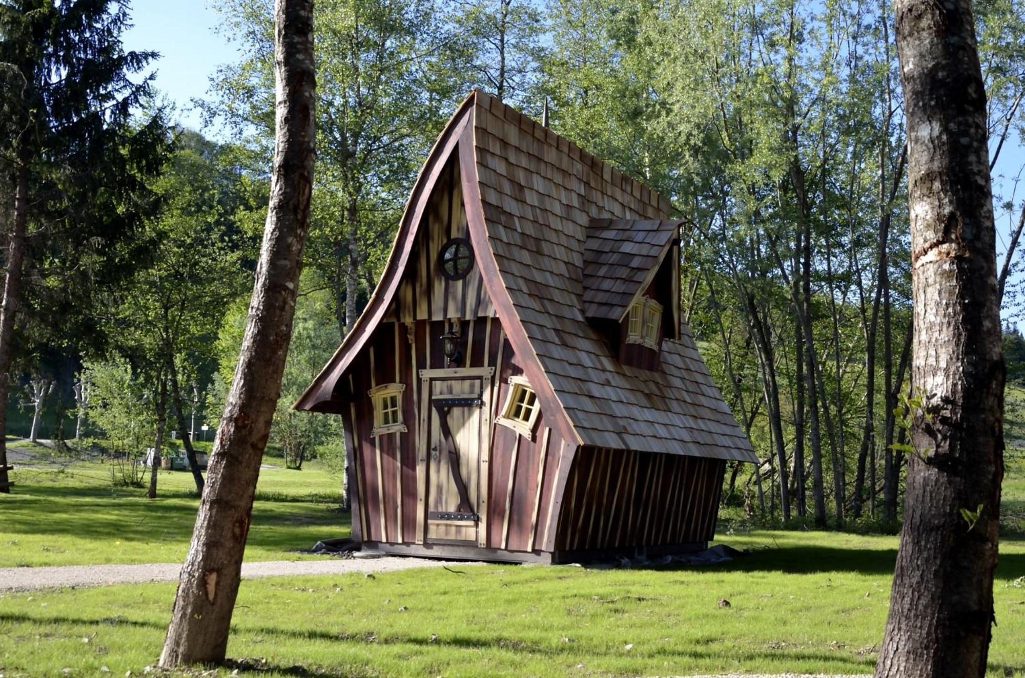 Fairytale Caban photo 3