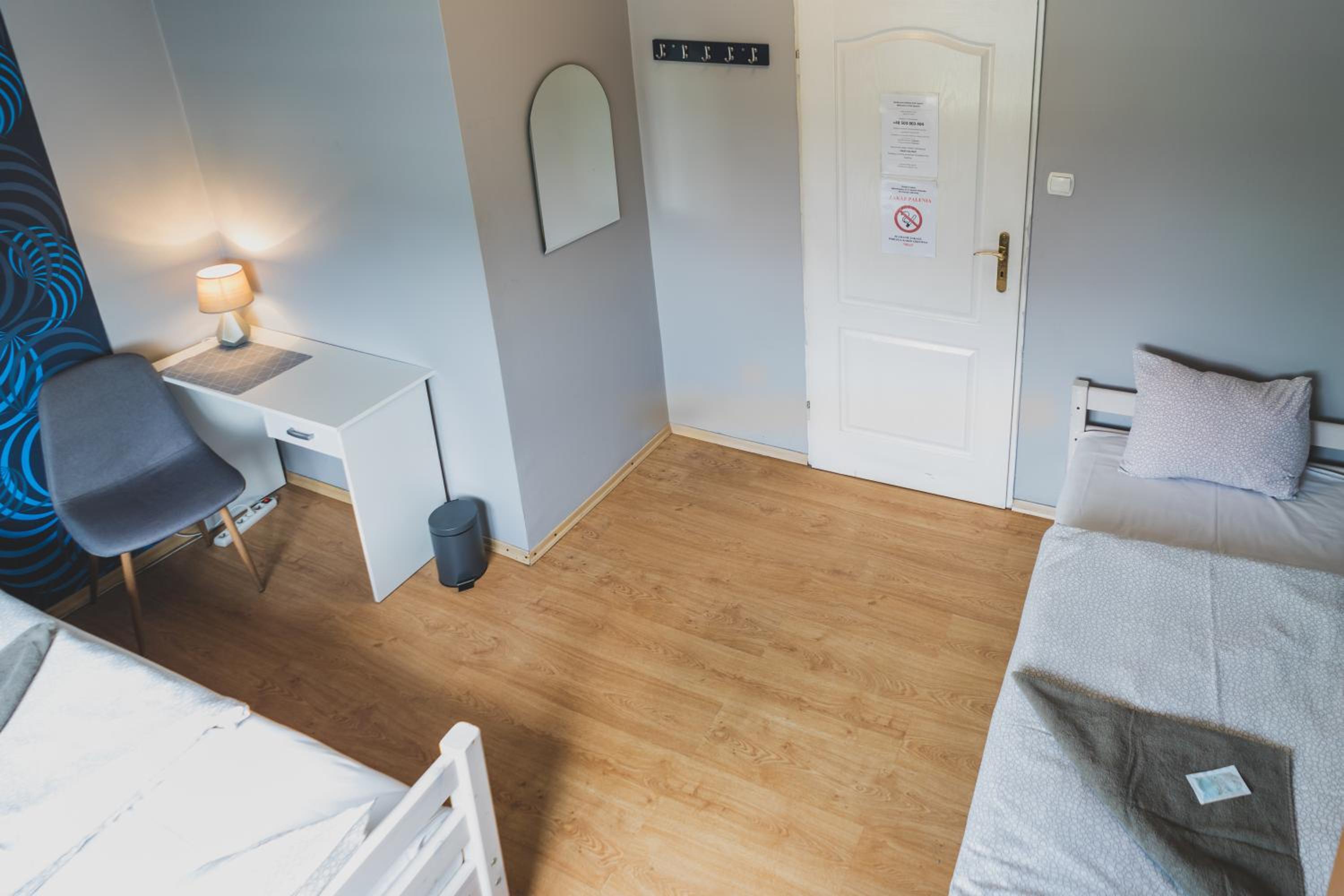Double Room with Shared Bathroom photo 1