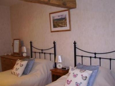 Two-Bedroom Apartment (4 Adults)