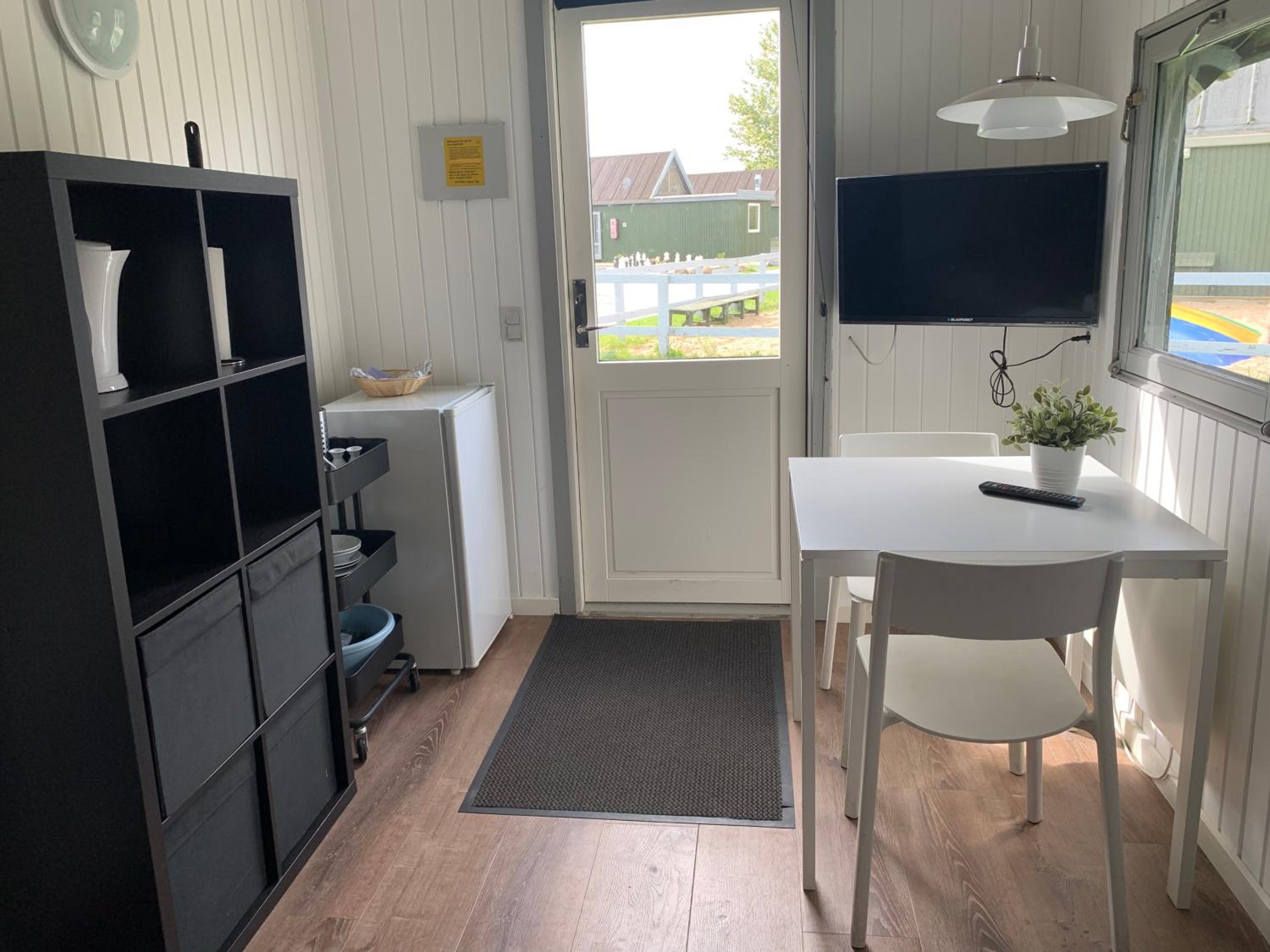 Studio Cottage (2 adults) with Shared Bathroom photo 2