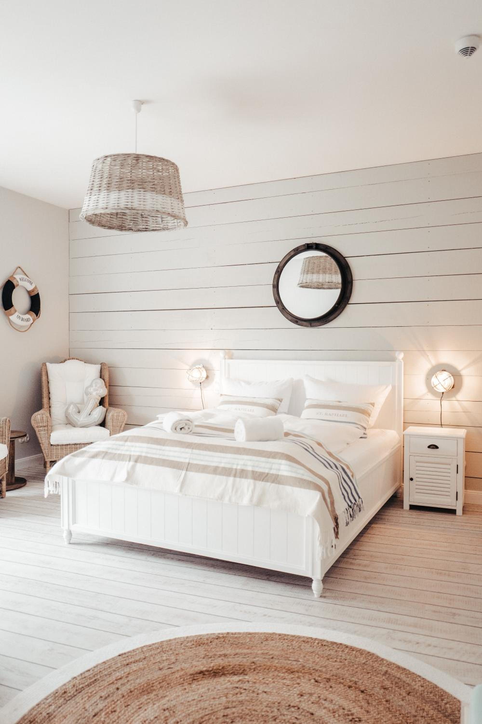 Studio Apartment photo 1