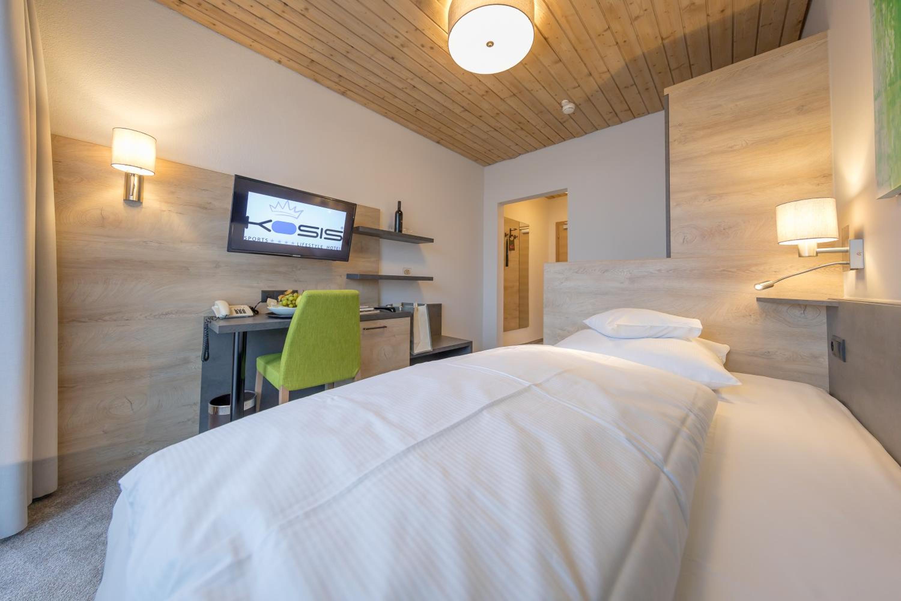 Single Room photo 2
