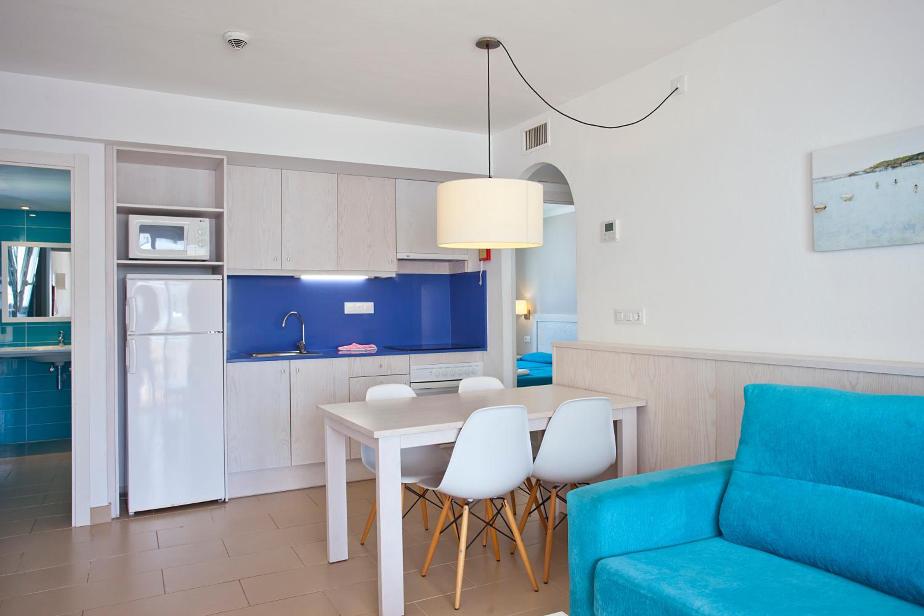  Two Bedroom Apartment - Photo 6