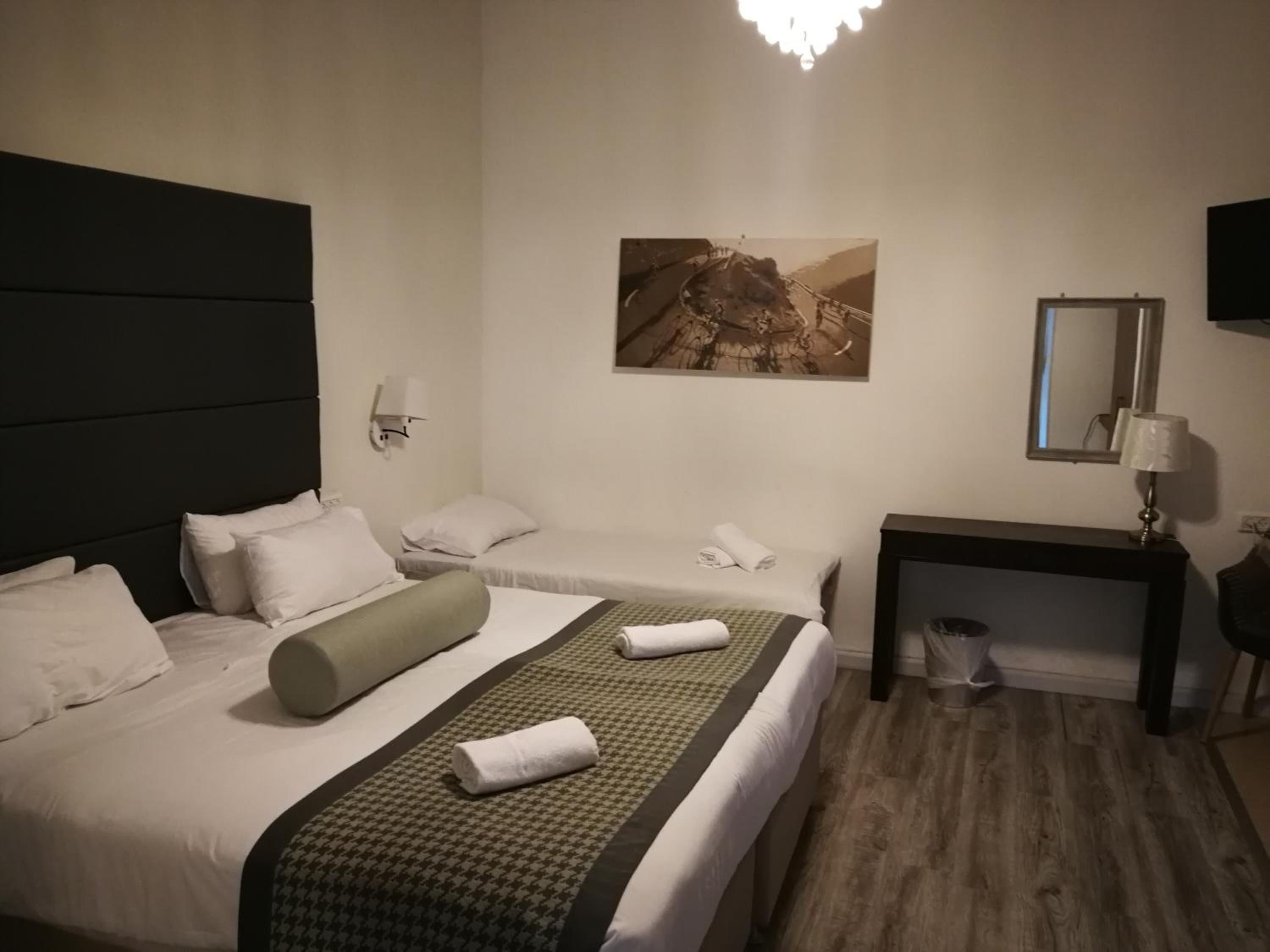 Double or Twin Room with Terrace