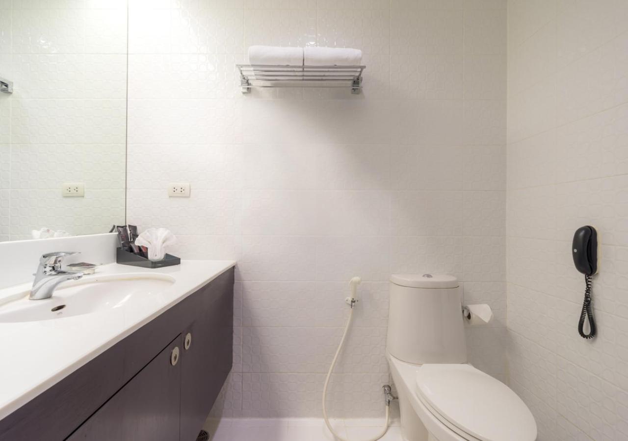 Deluxe Double or Twin Room photo 2
