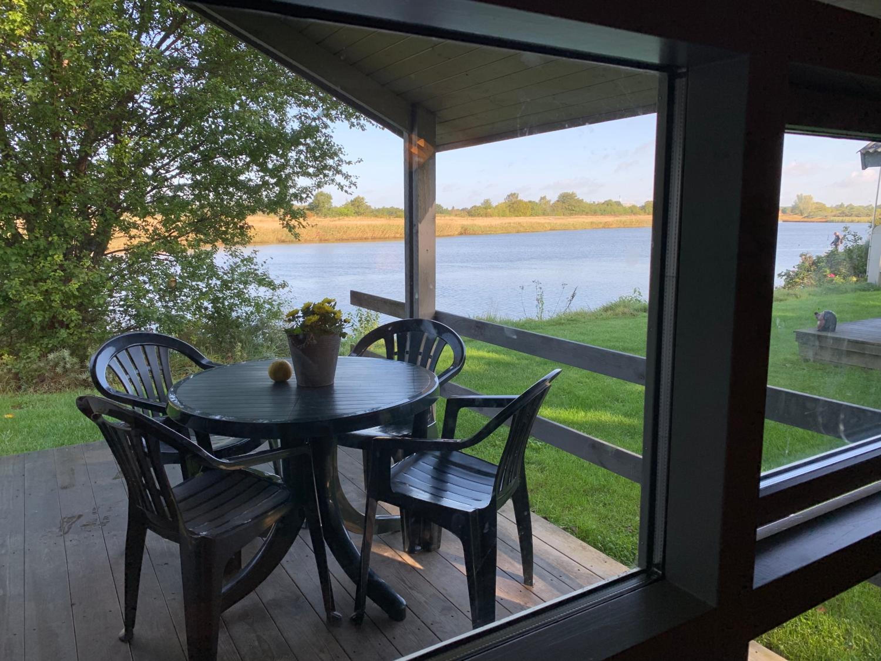 Standard Cottage (5 Adults) with Private Bathroom - Photo 4