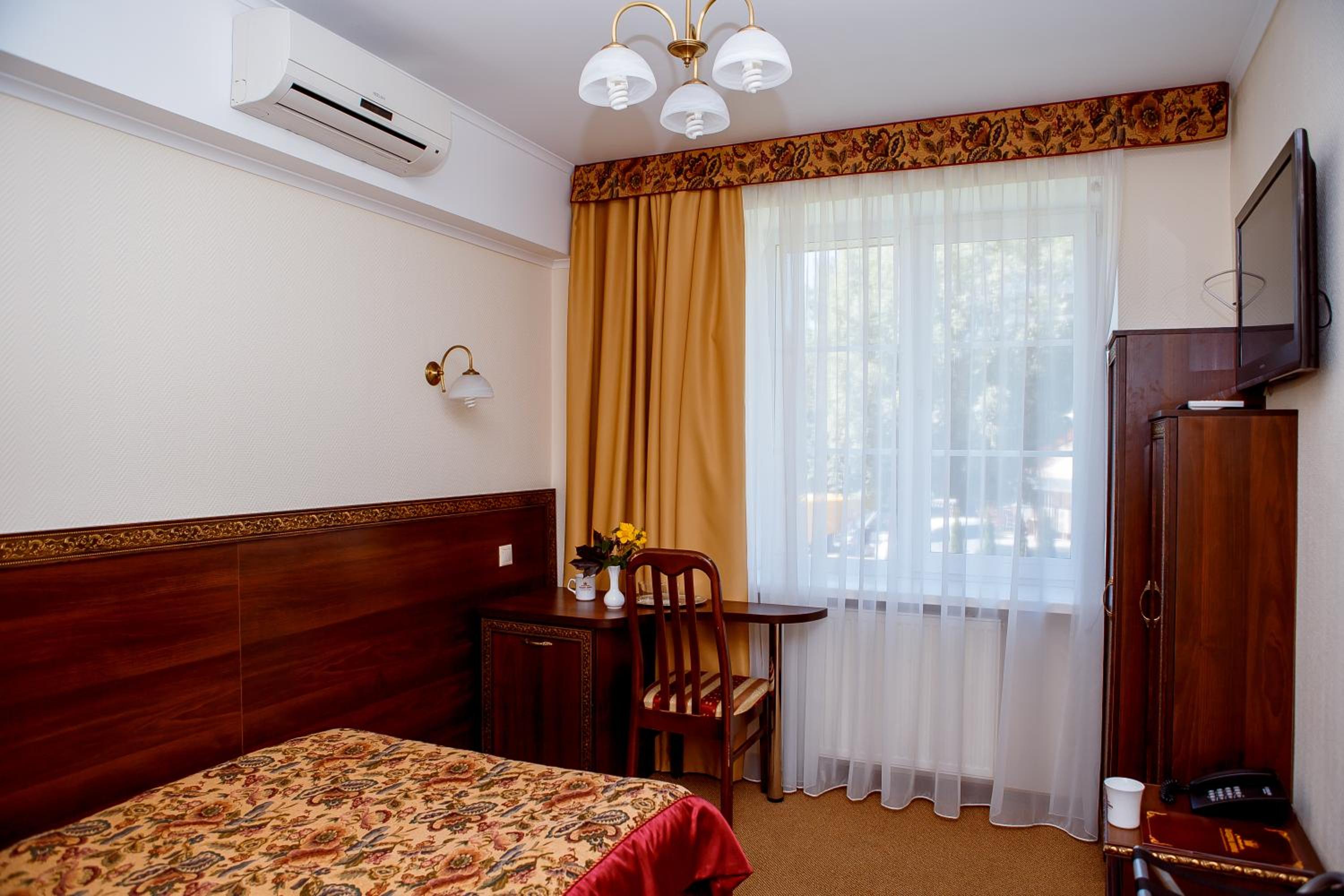 Basic Single Room - Disability Access