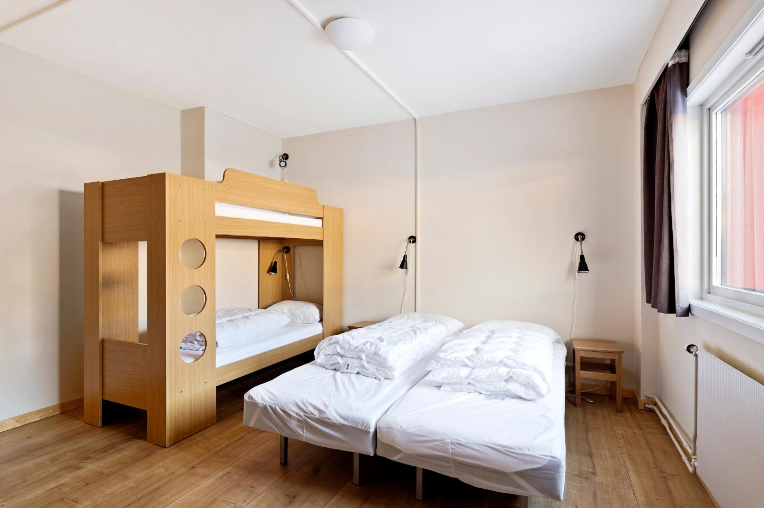 Two-Bedroom Apartment - Photo 3