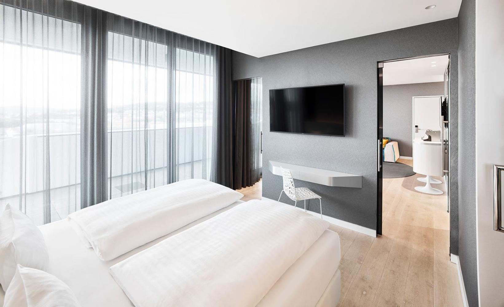 Backbeat Suite photo 2