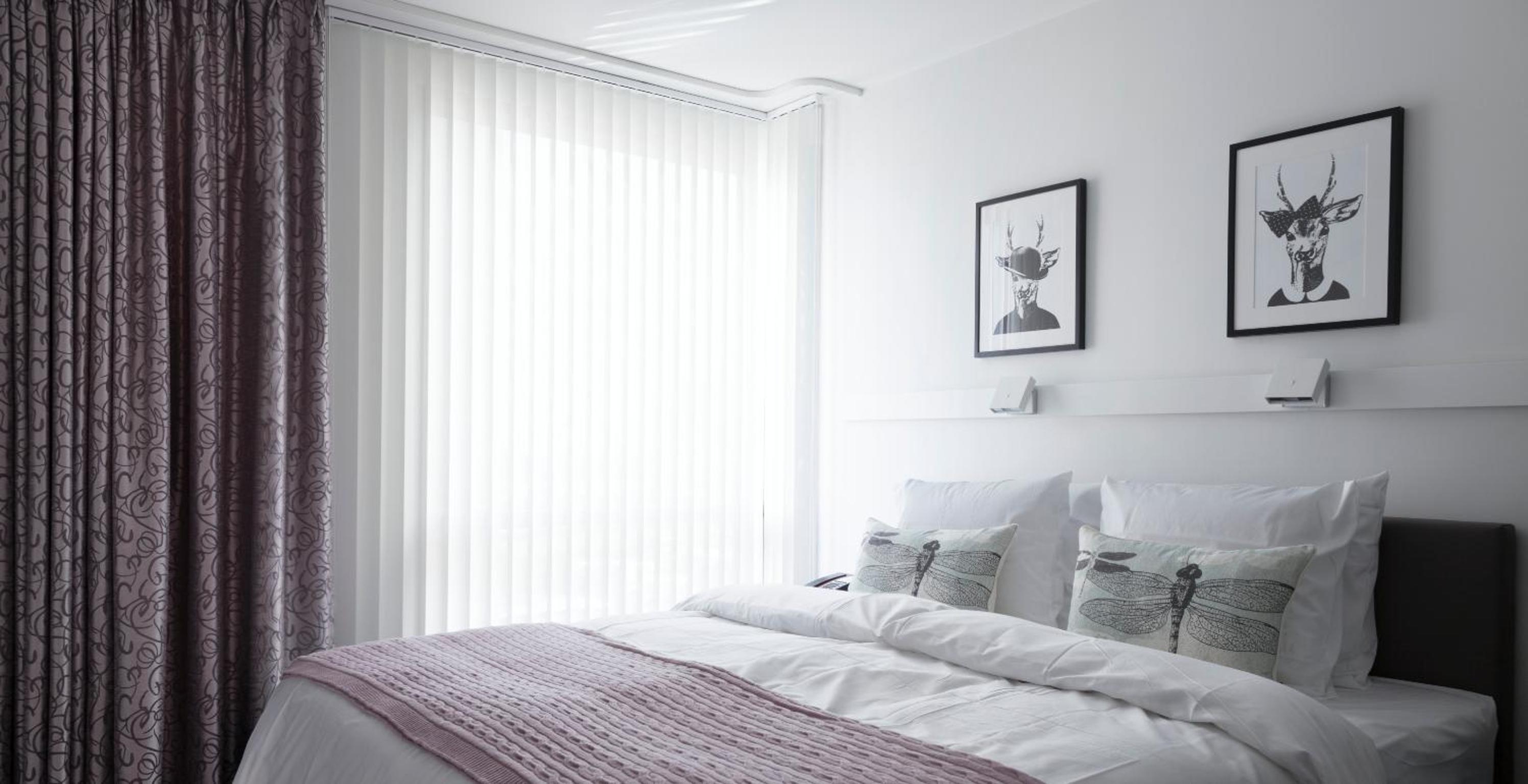 One-Bedroom Suite with Balcony - Photo 4