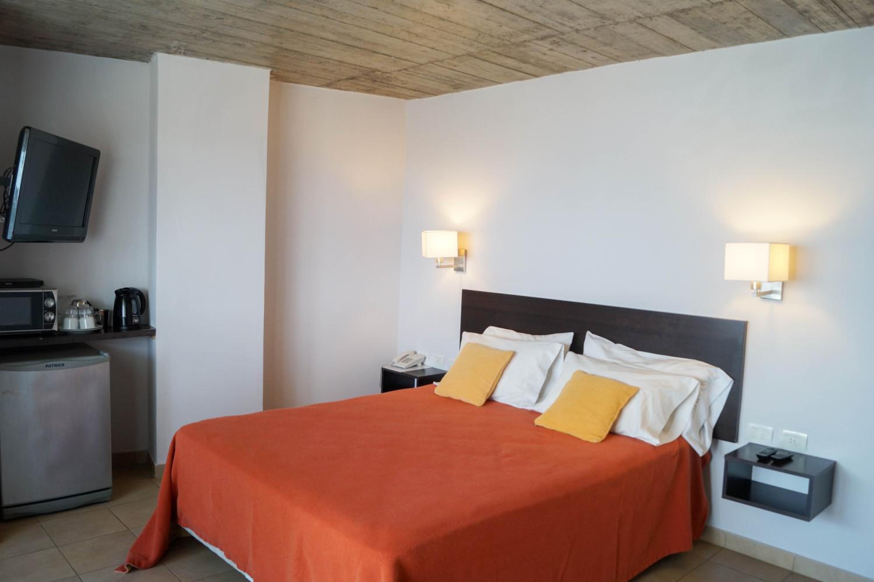 Double Room with Balcony photo 2