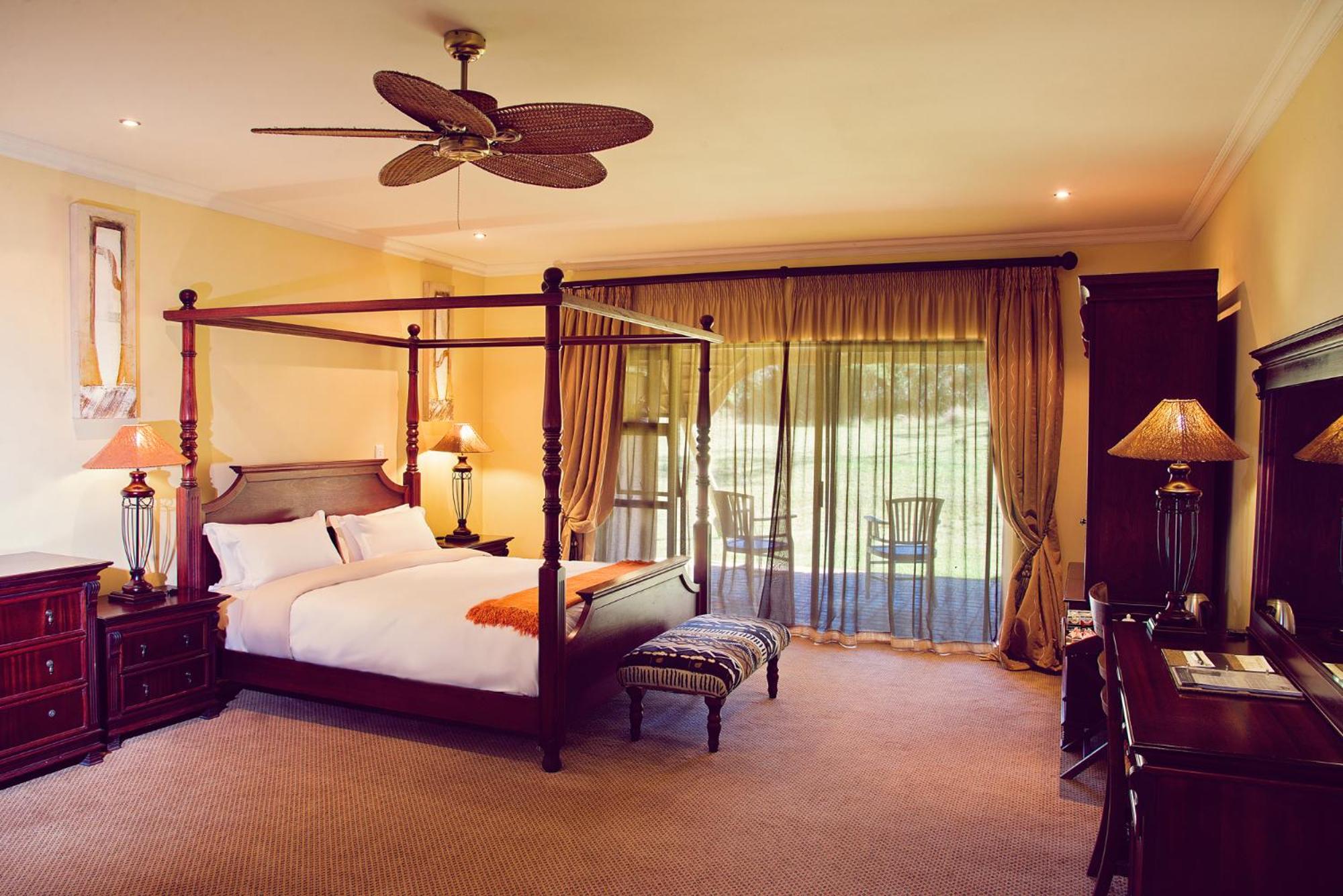 River Lodge Deluxe Room with King Bed - Photo 1