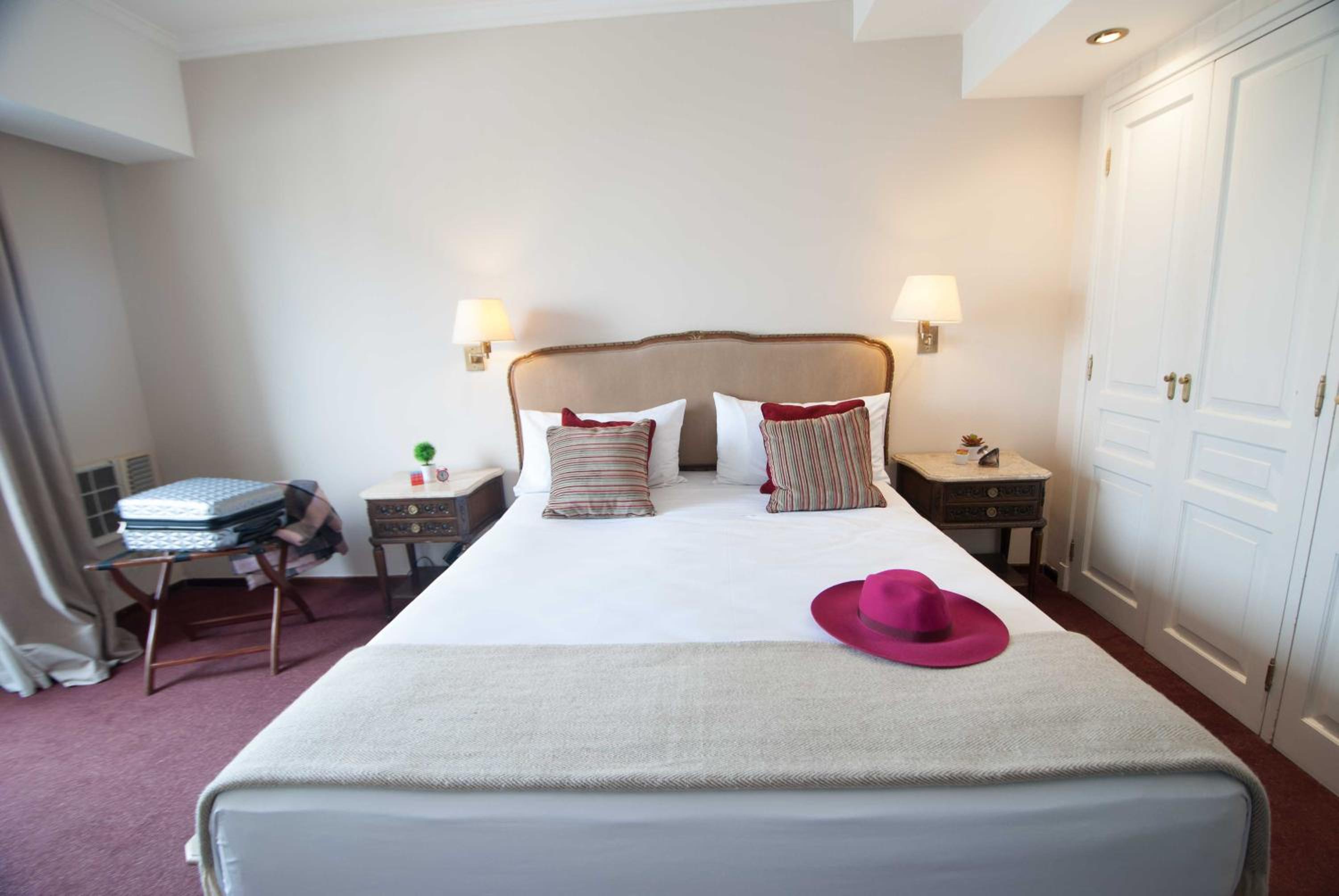 Superior King Room - Non-Smoking photo 1