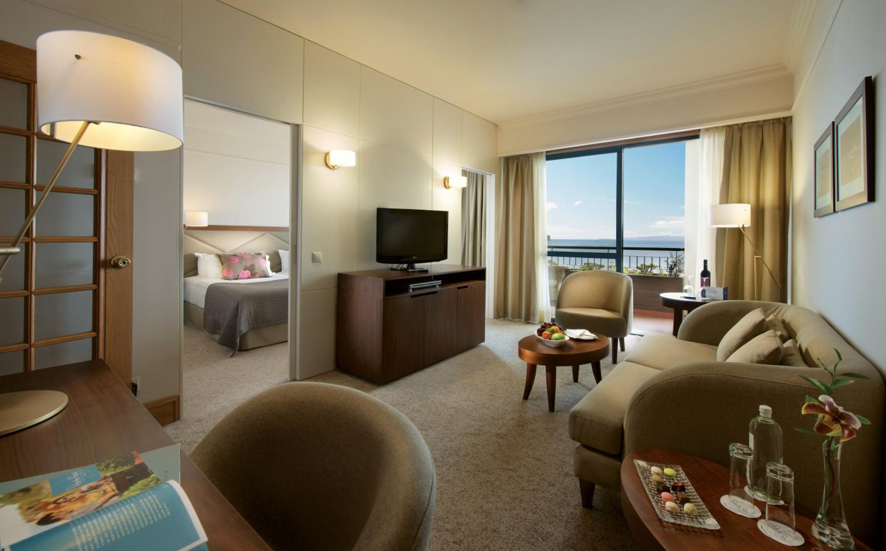 Junior Suite - Photo 1