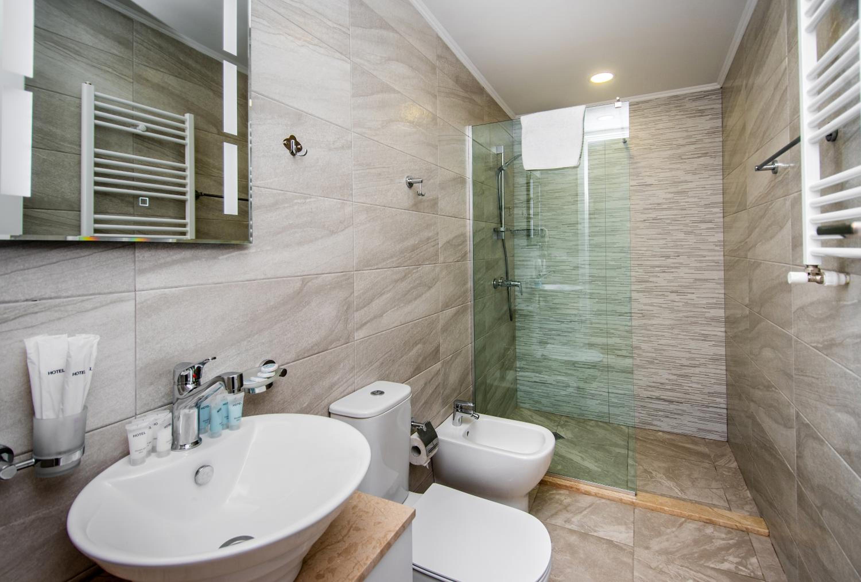 Two-Bedroom Apartment - Photo 4