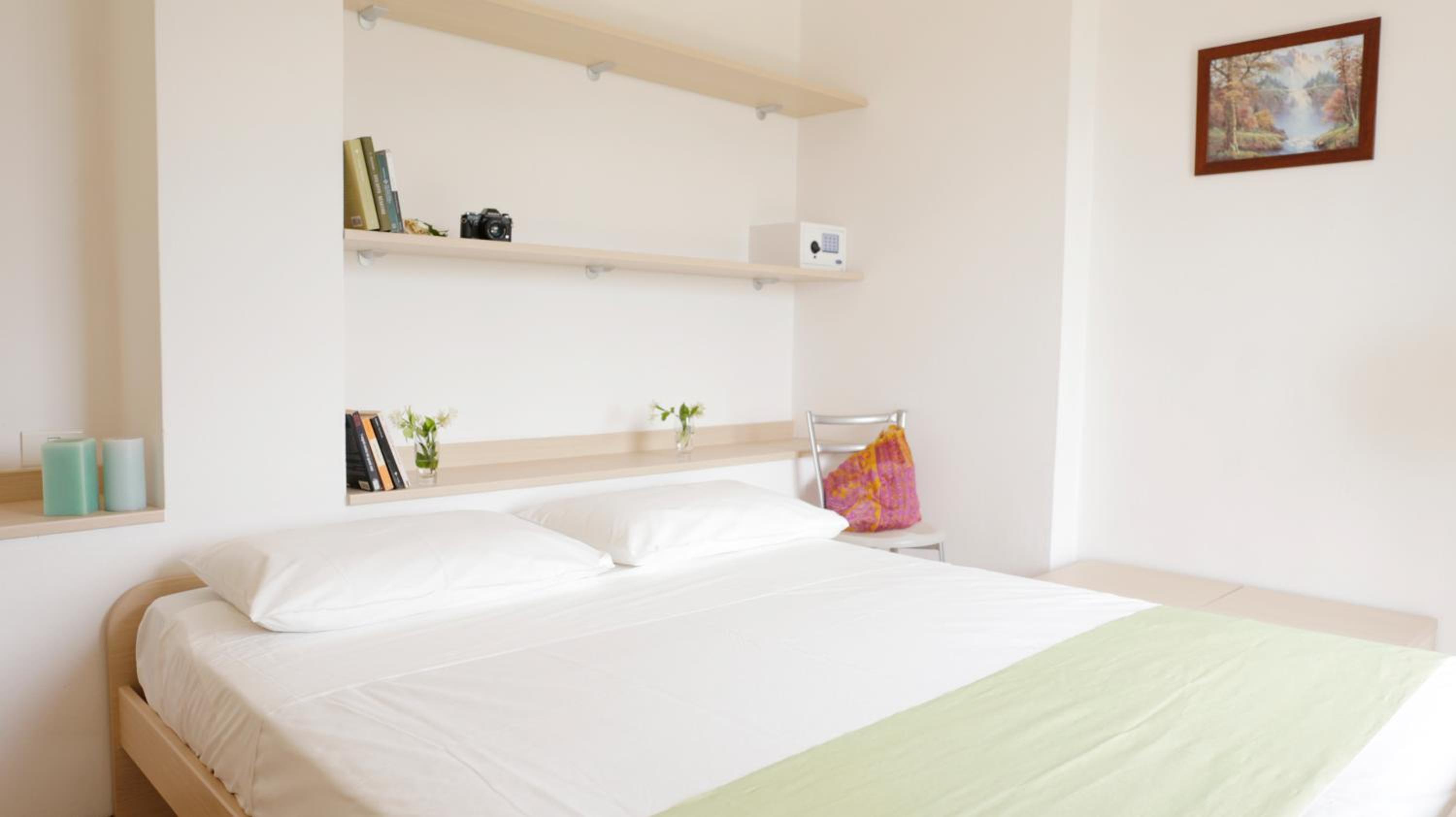 Studio Apartment photo 2