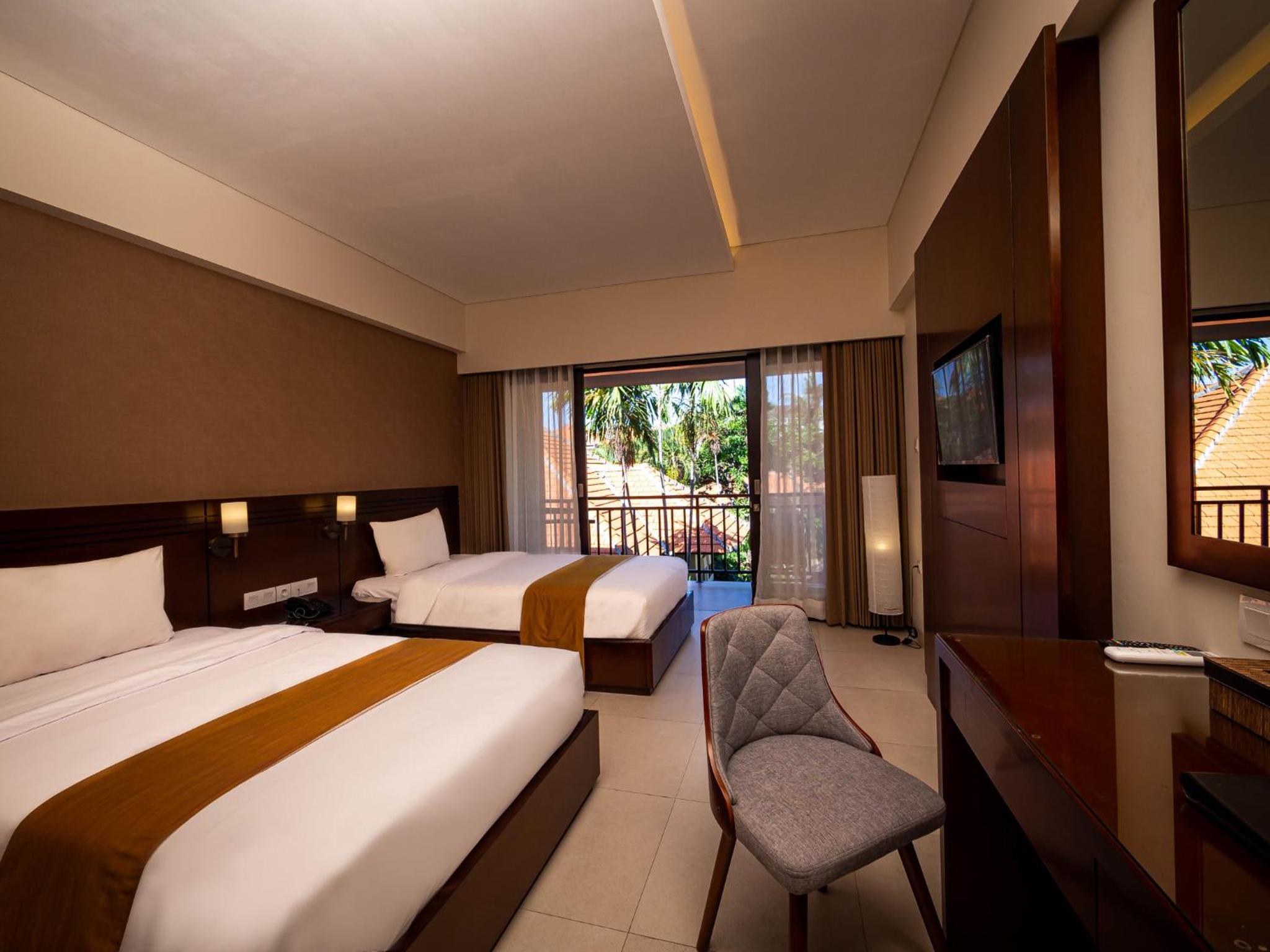 Deluxe Premier Double or Twin Room - Photo 1