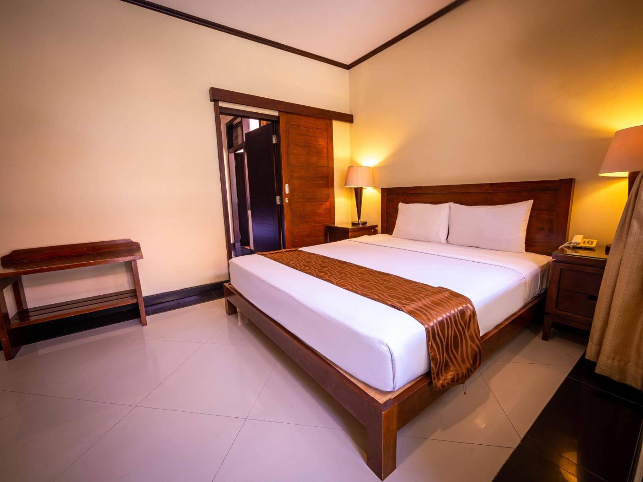 Deluxe Interconnecting Room with Garden View - Photo 1