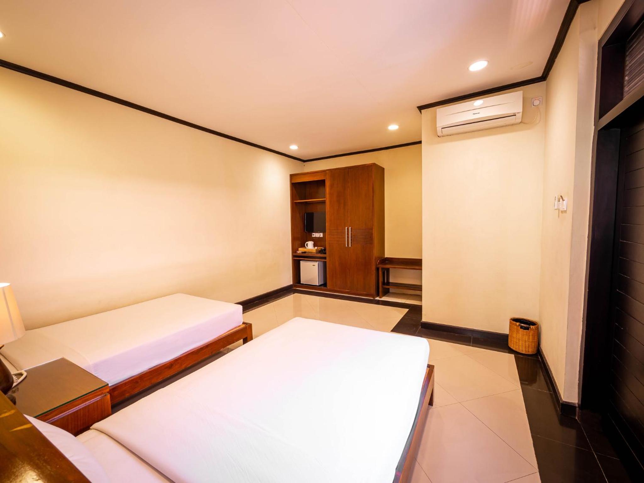Deluxe Interconnecting Room with Garden View - Photo 2