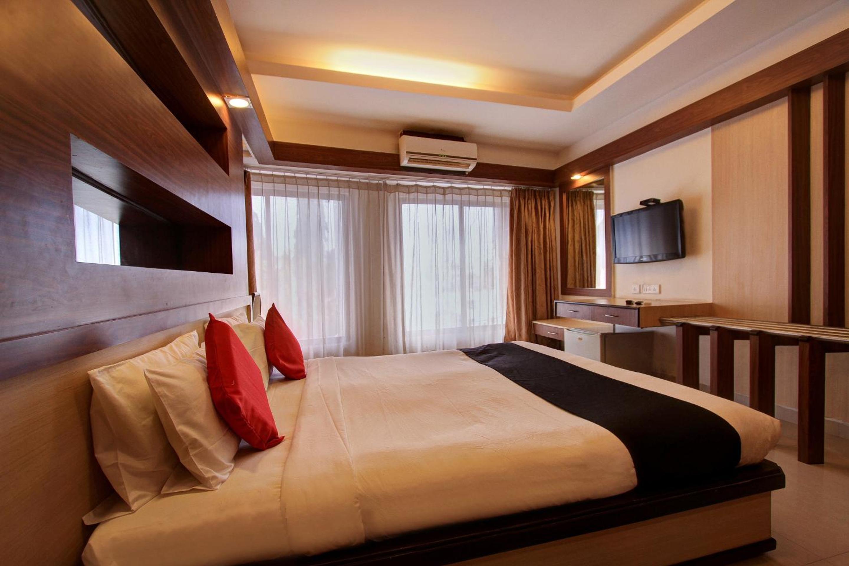 Deluxe Double Or Twin Room photo 1