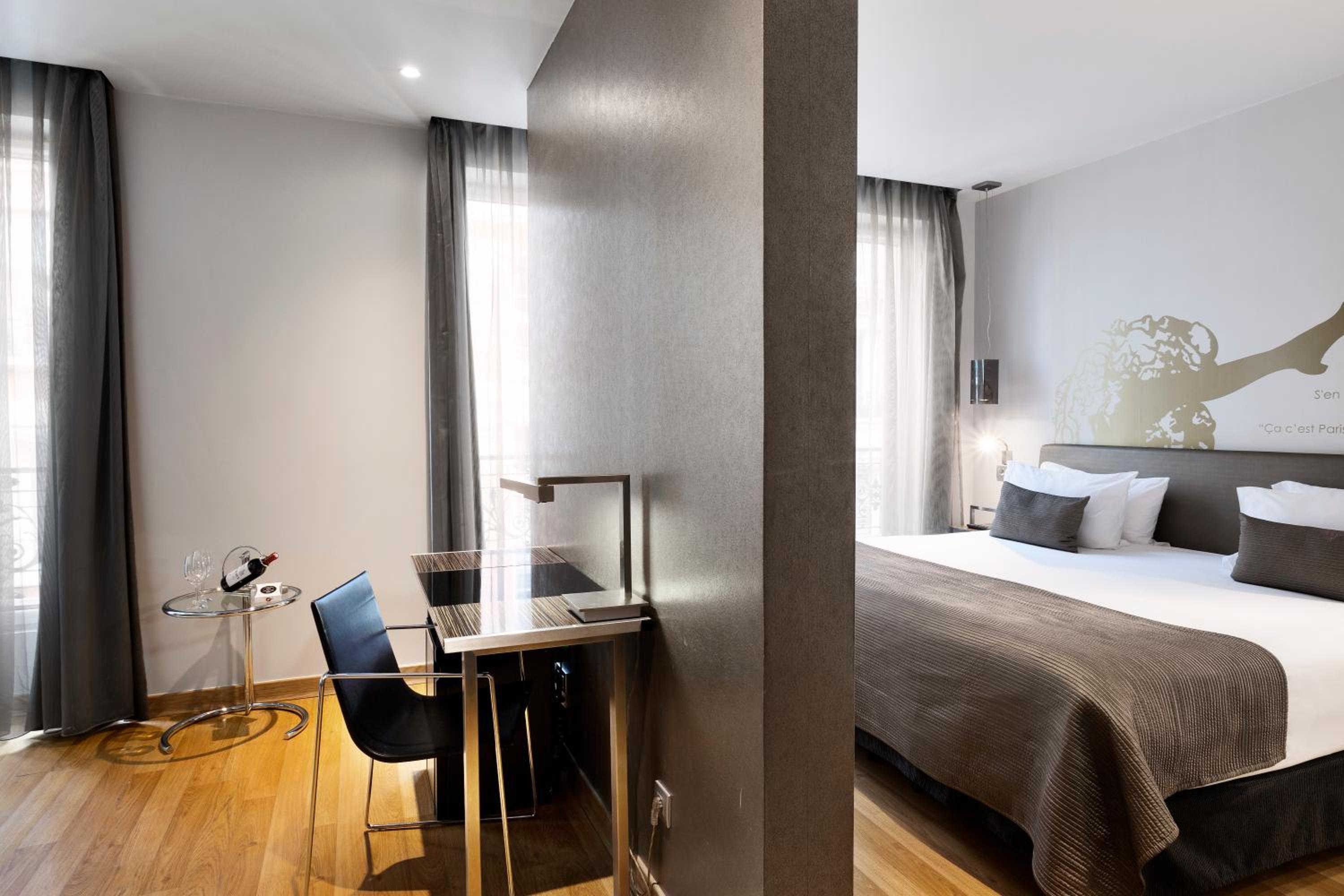 Suite Room