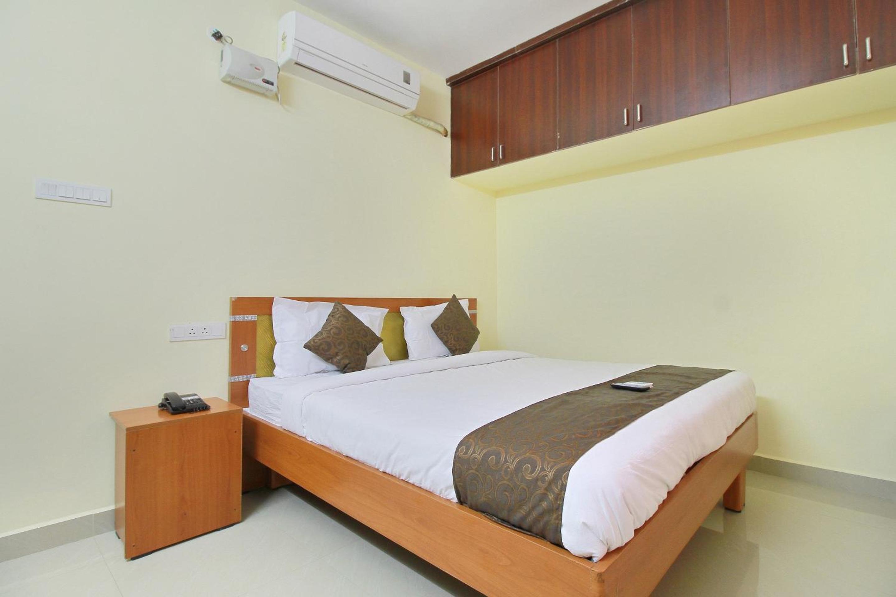 Deluxe Room - Photo 3