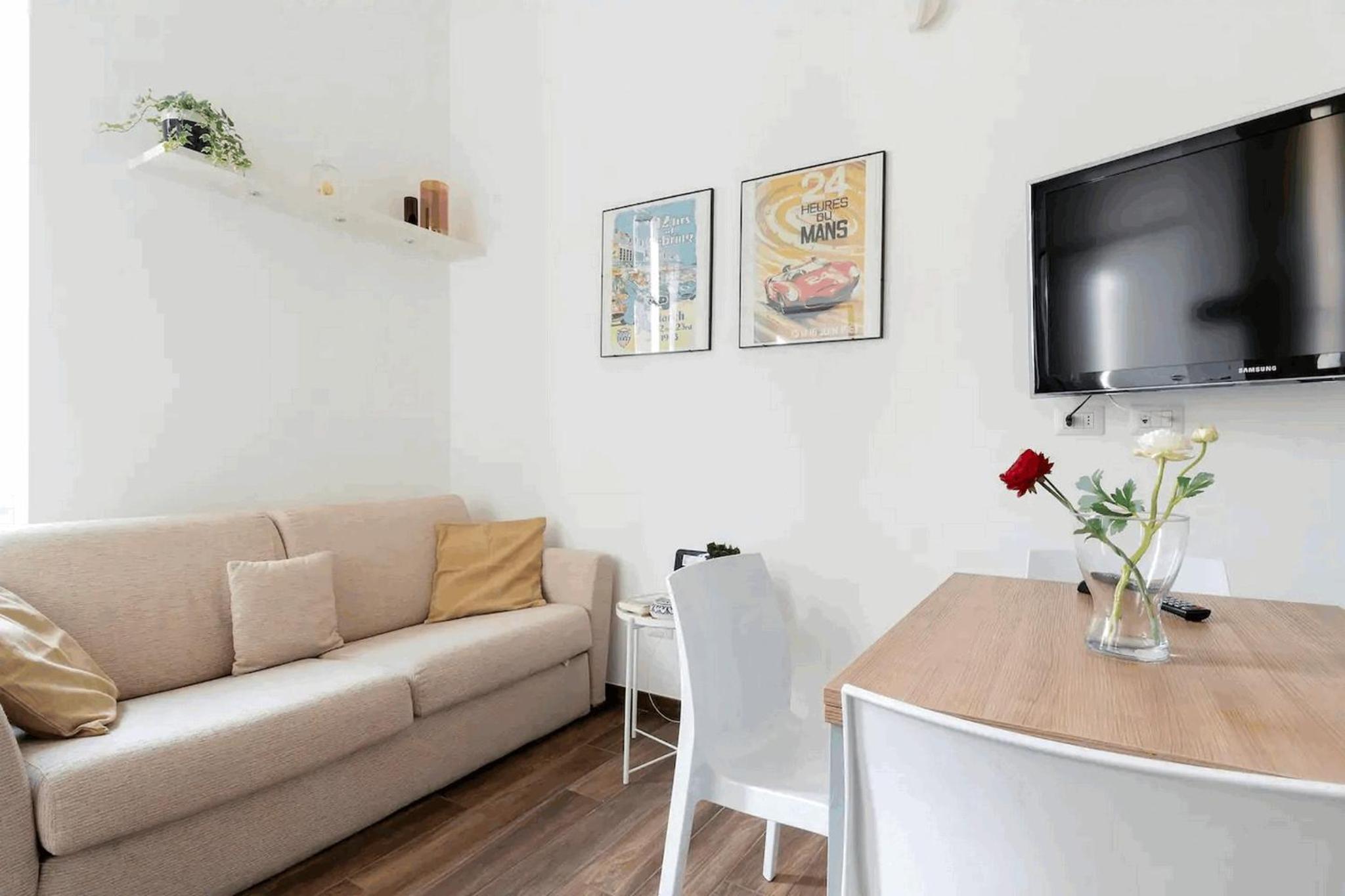 One-Bedroom Apartment