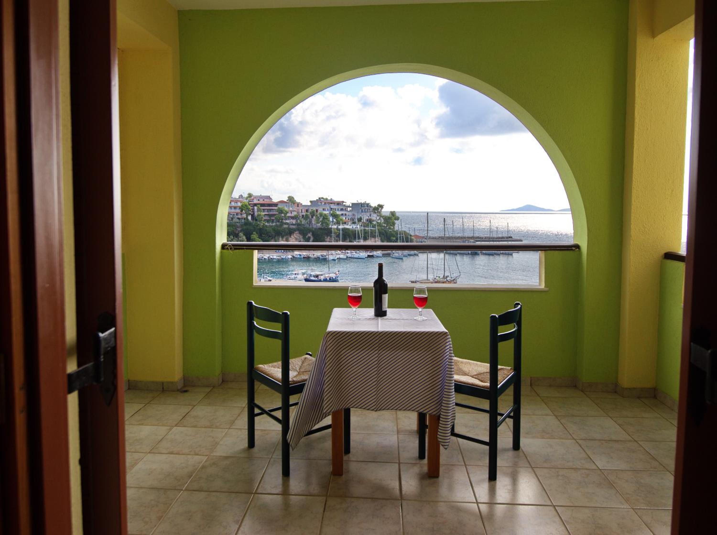 Studio (2 Adults) with Sea View photo 3