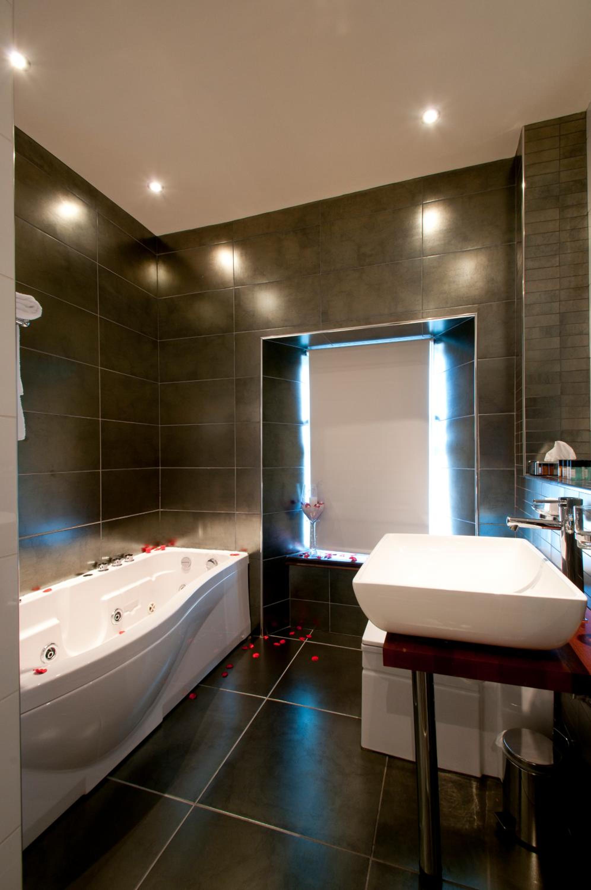 Double or Twin Room - Photo 1