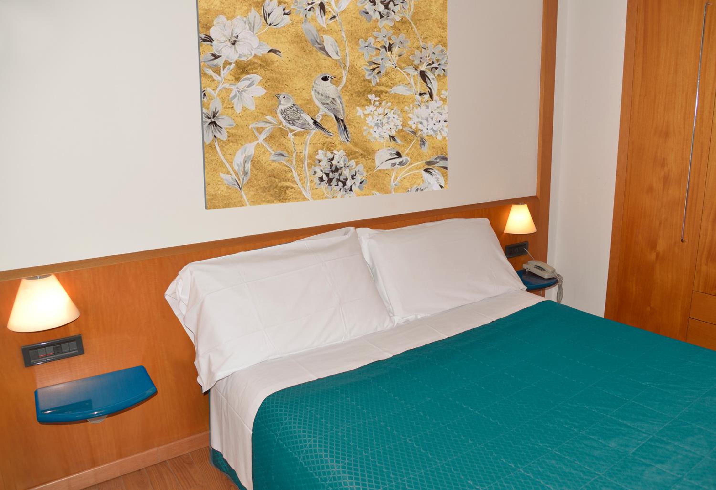 Twin Room - Photo 1