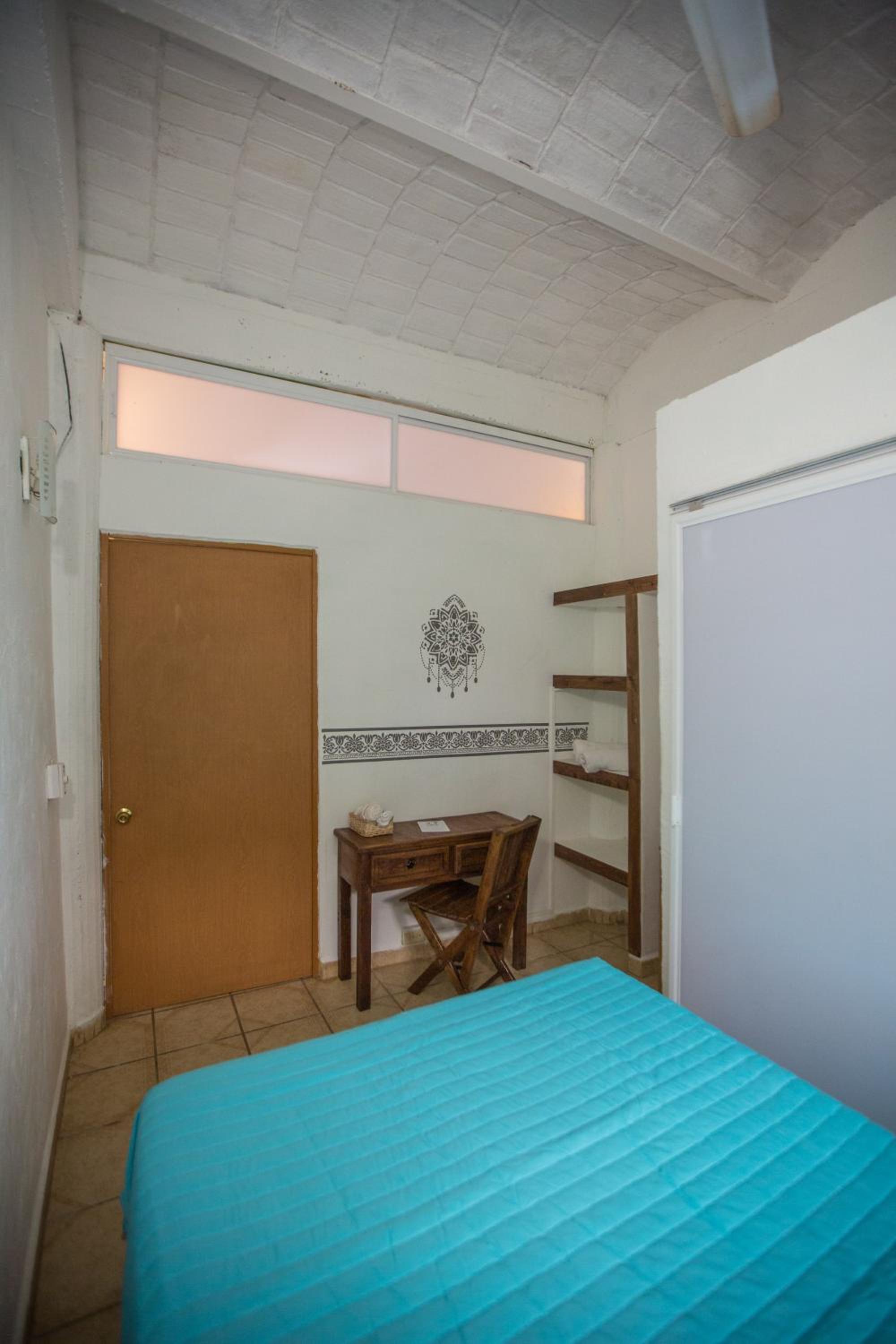 Double Room - Photo 14