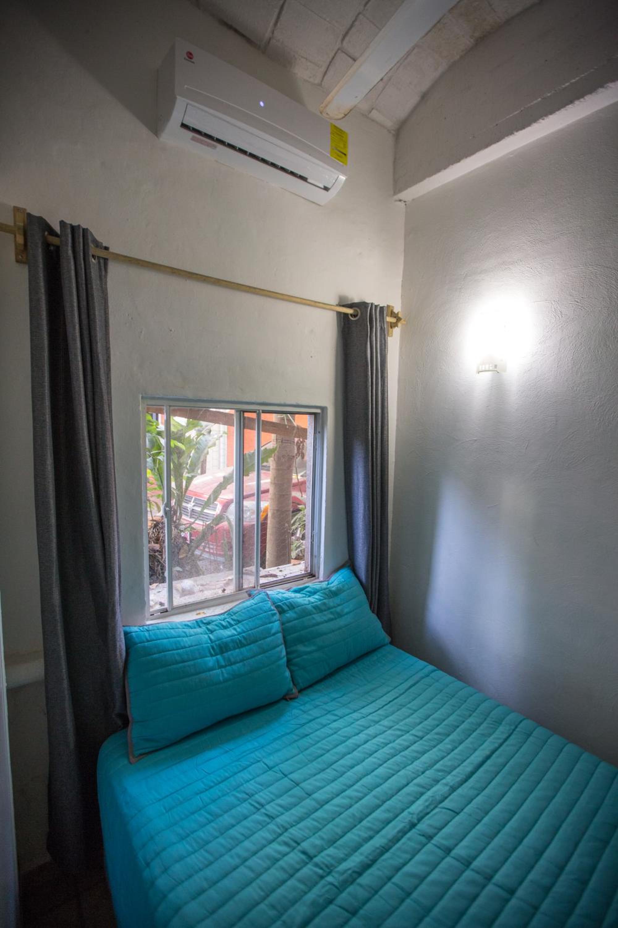 Double Room - Photo 13