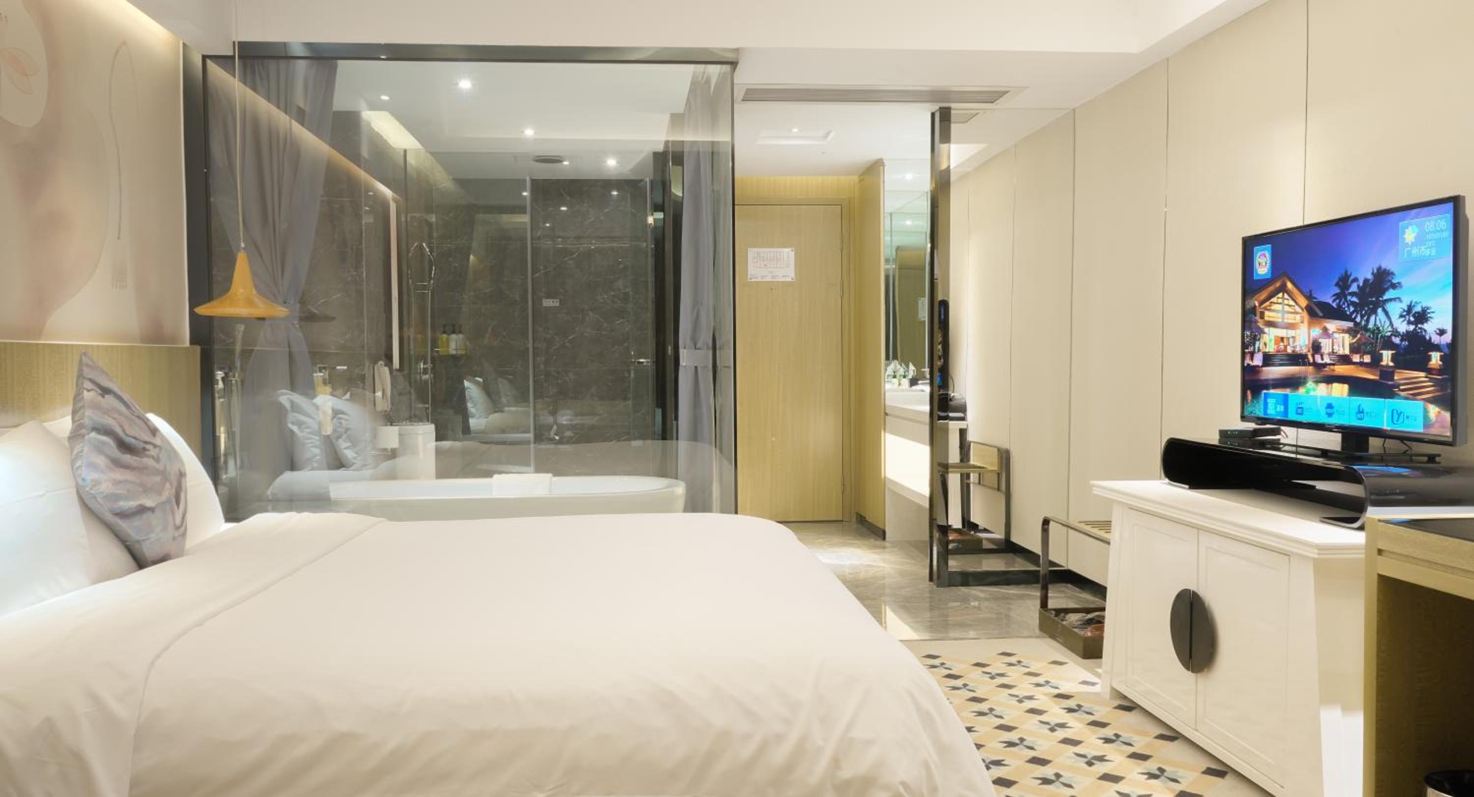 Deluxe Twin Room photo 3