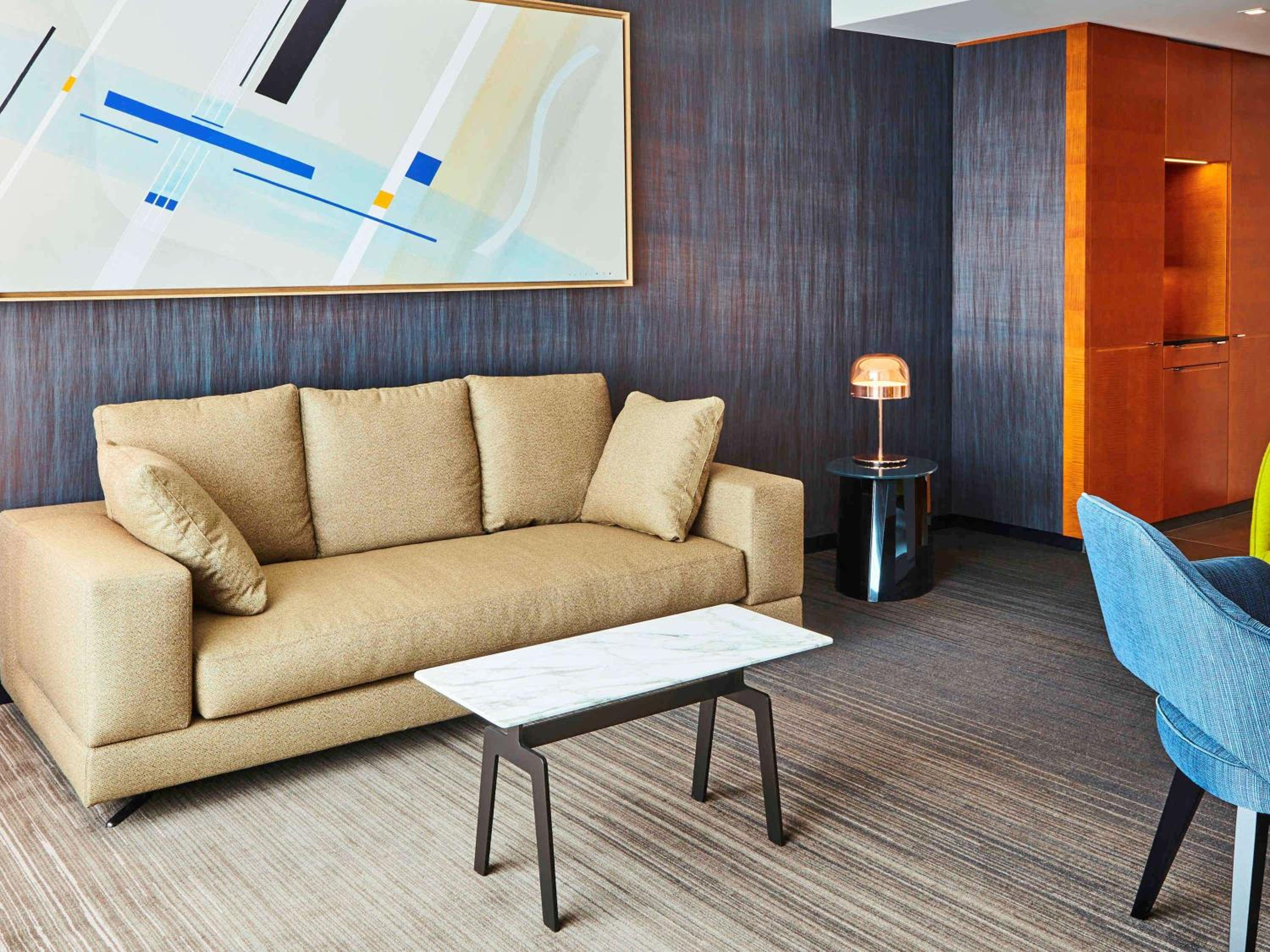 Prestige King Suite - Photo 5