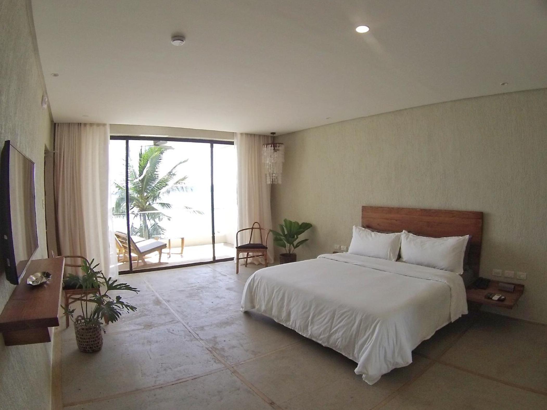 One Bedroom Suite  - Photo 8