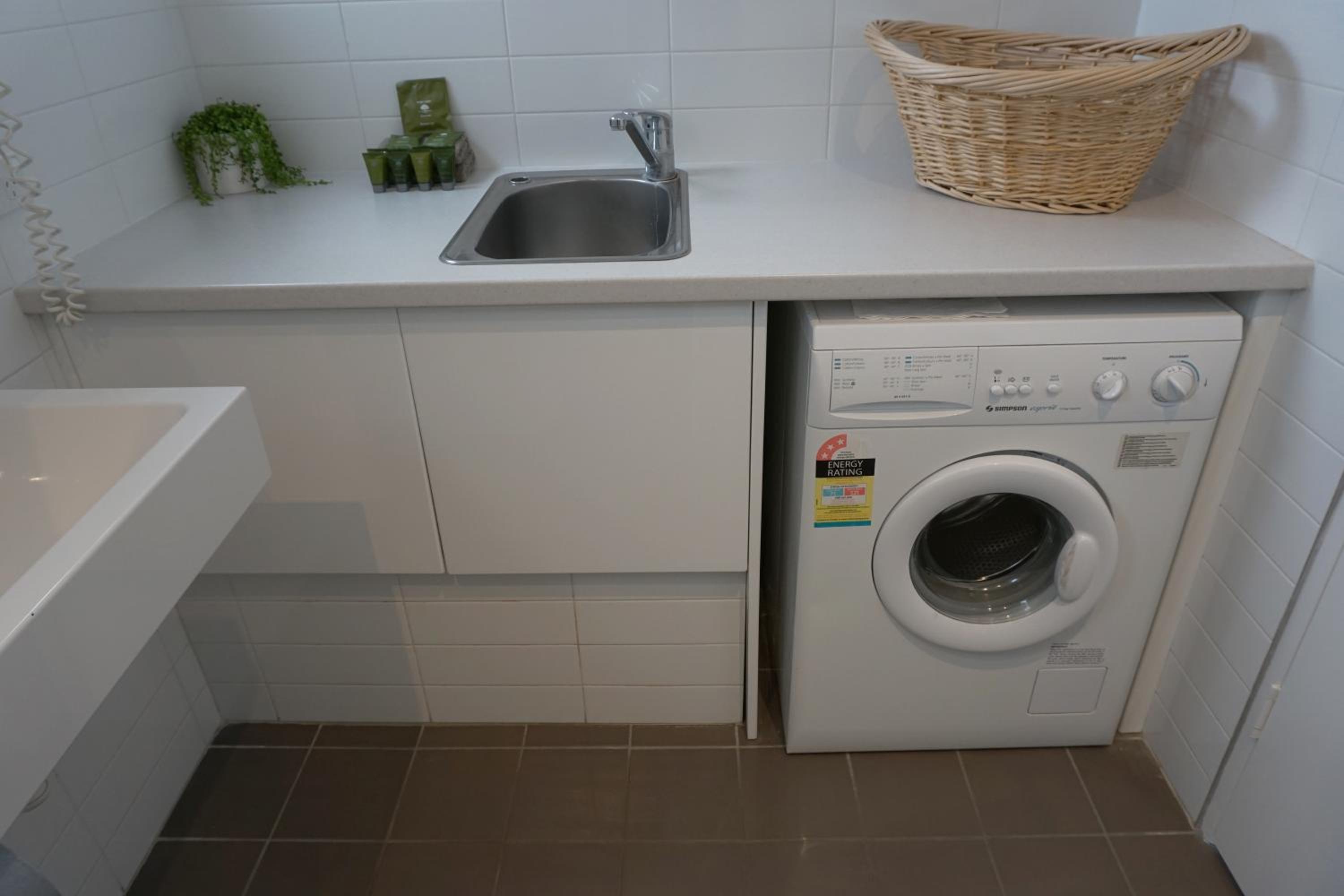 Two-Bedroom Apartment - Photo 19