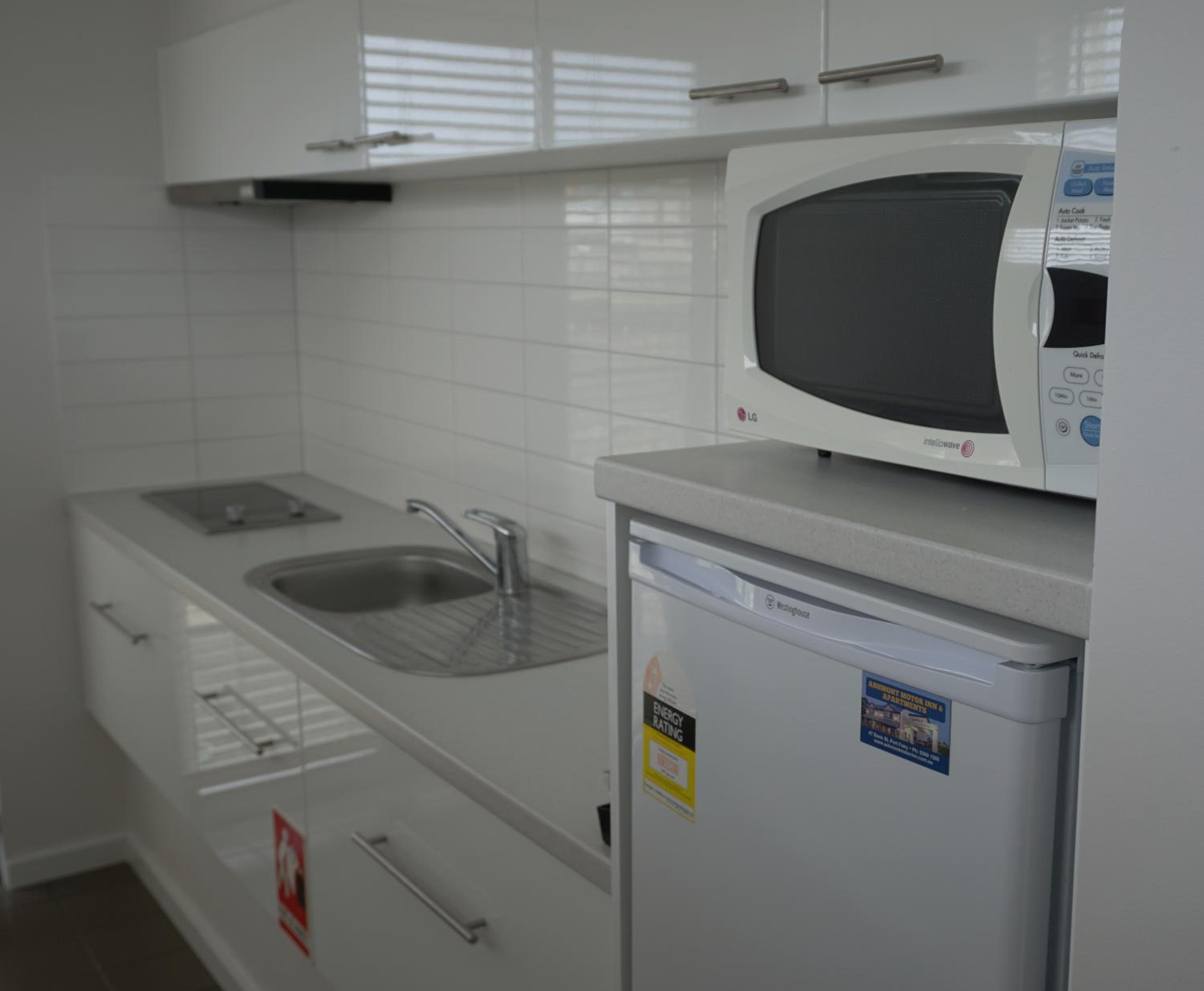 Loft Apartment - Photo 8